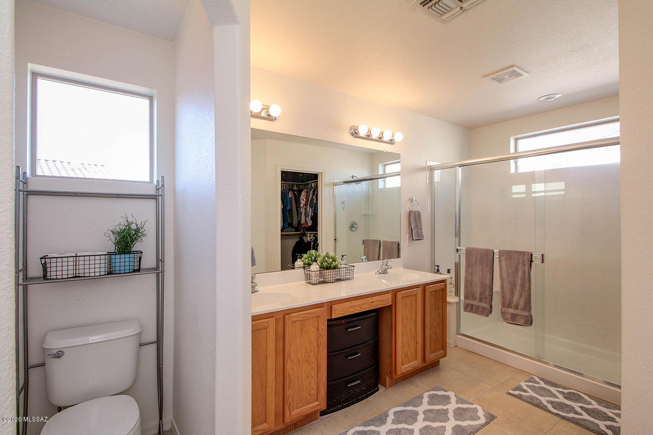 119 E Camino Limon Verde