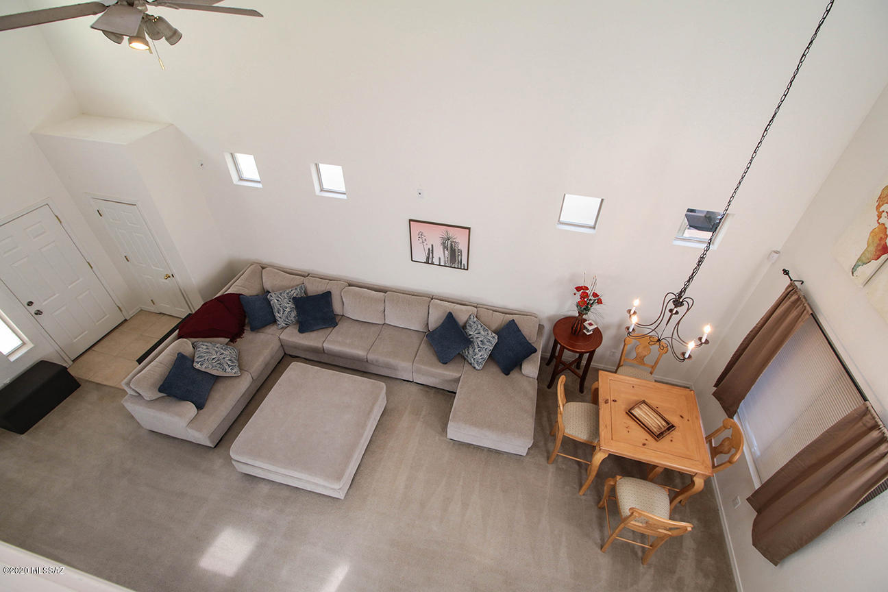 119 E Camino Limon Verde