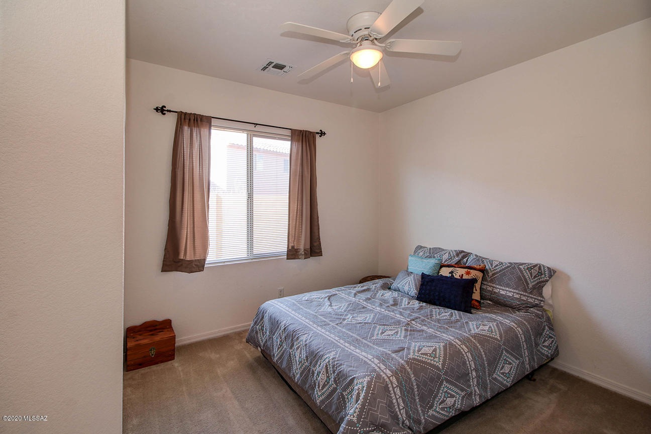 119 E Camino Limon Verde