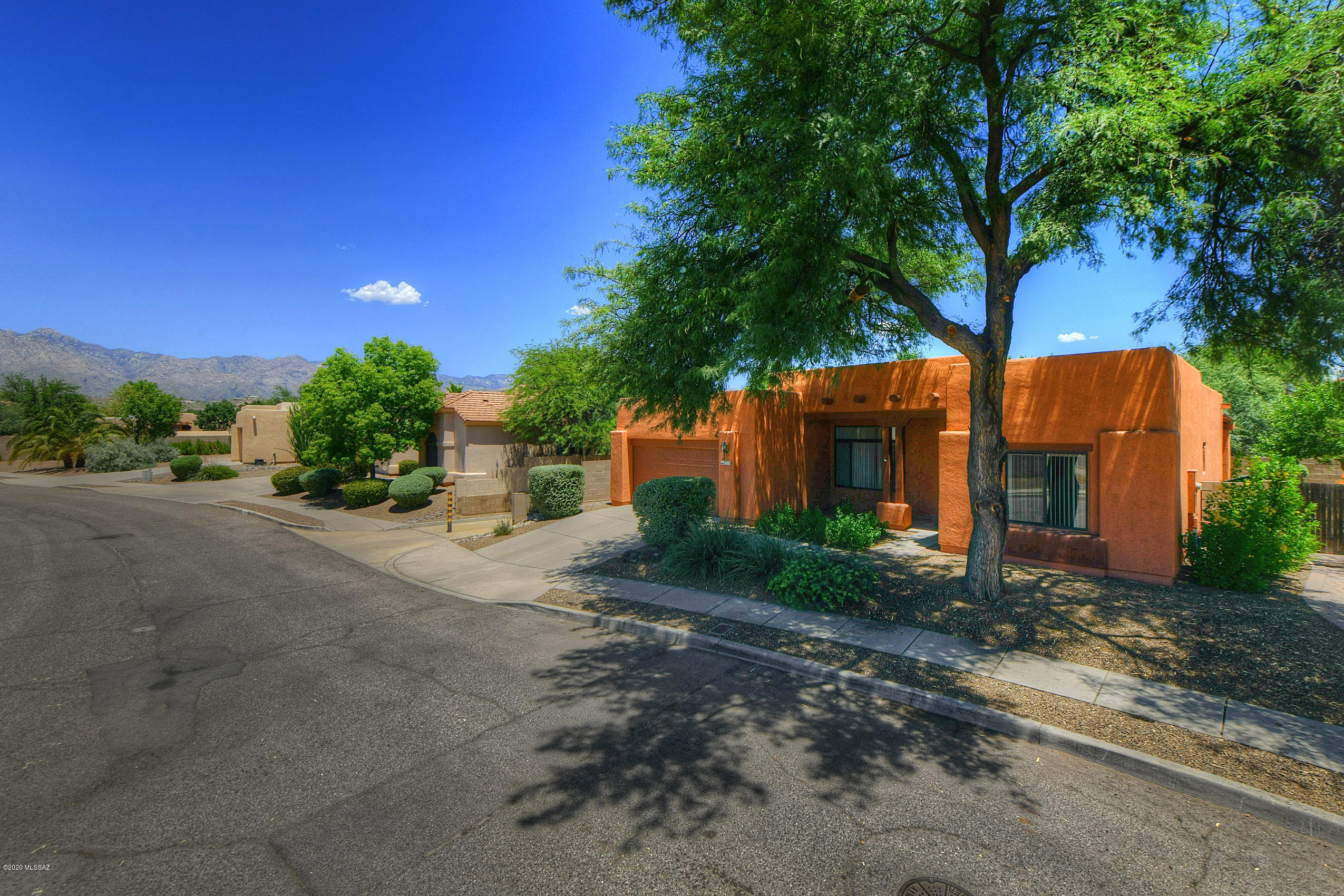 7723 E Park View Drive