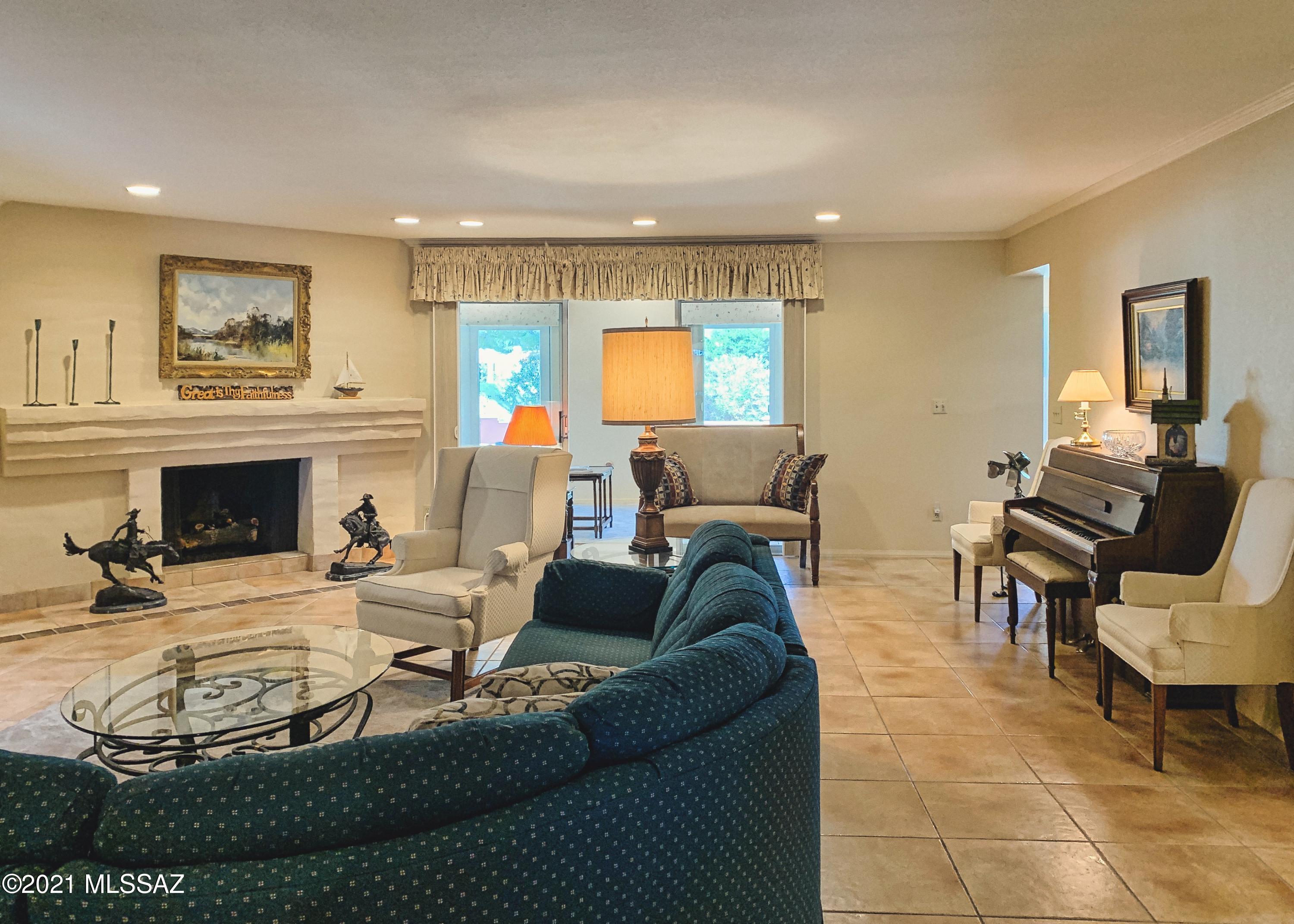 6937 E Paseo Dorado