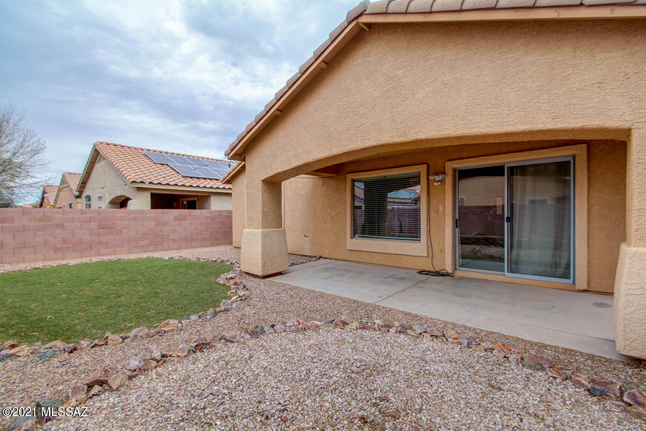 385 N Rustlers Canyon Drive