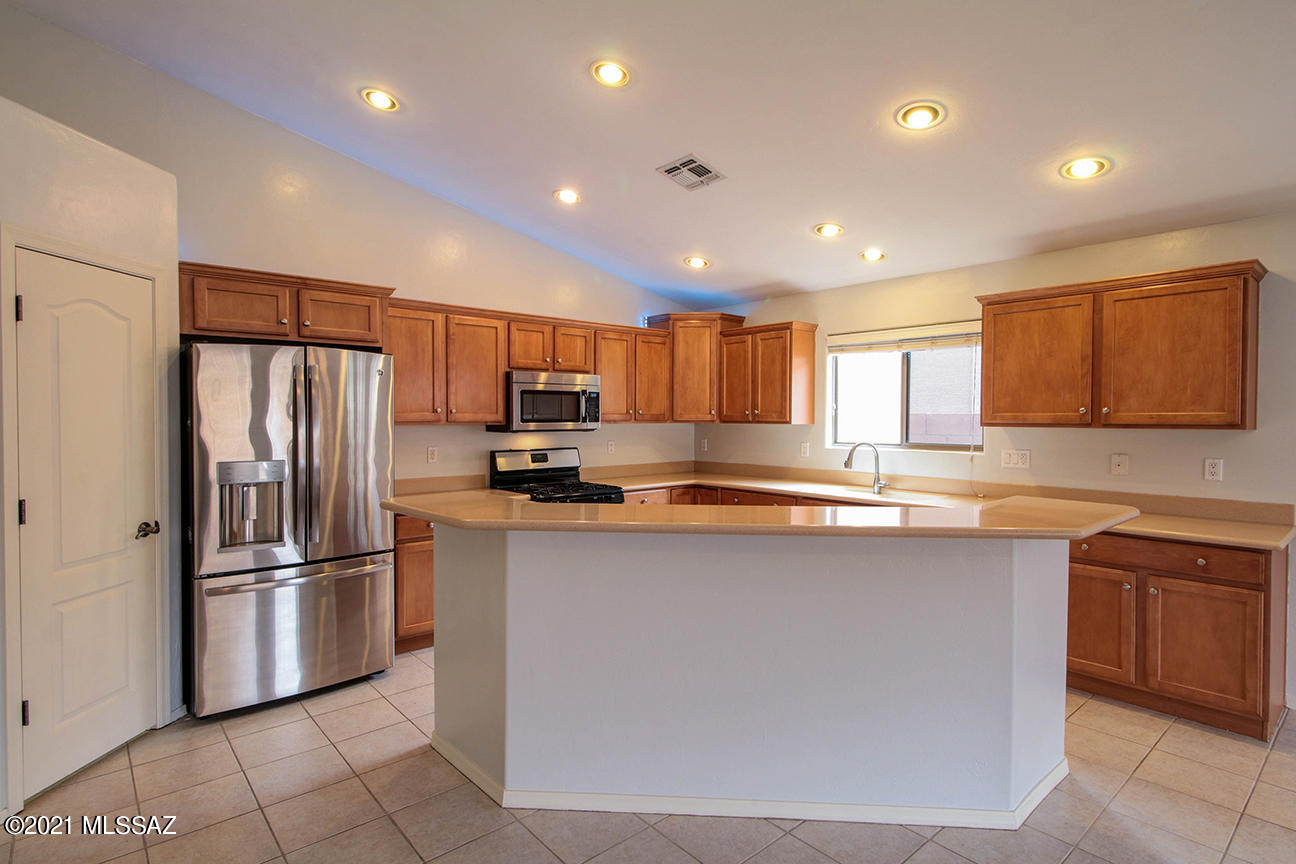 385 N Rustlers Canyon Drive