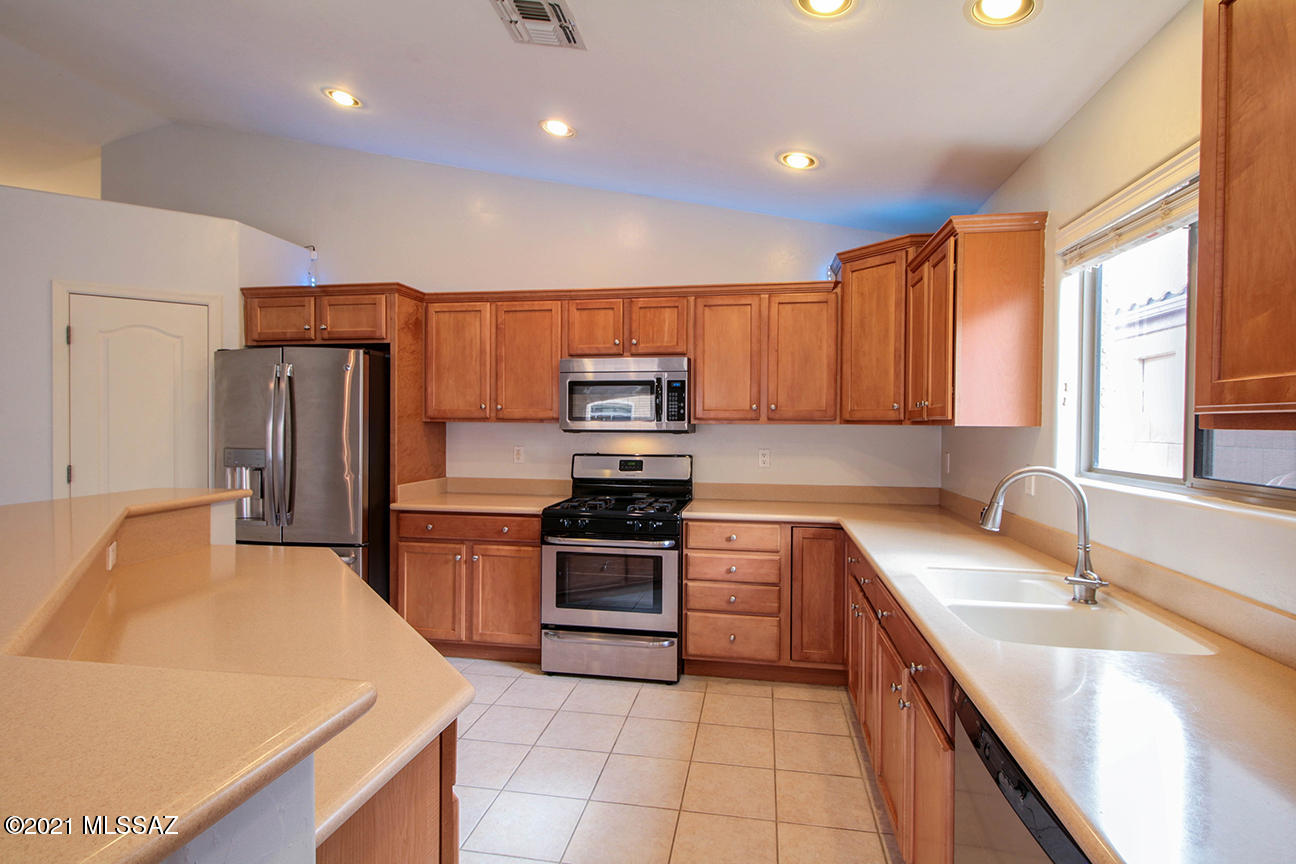 385 N Rustlers Canyon Drive