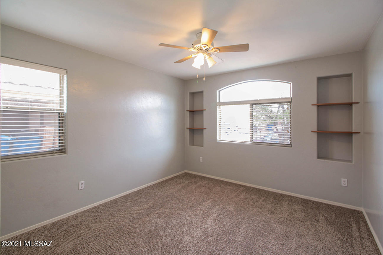 385 N Rustlers Canyon Drive