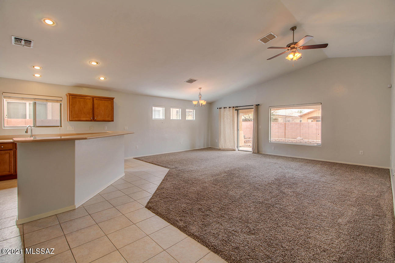 385 N Rustlers Canyon Drive
