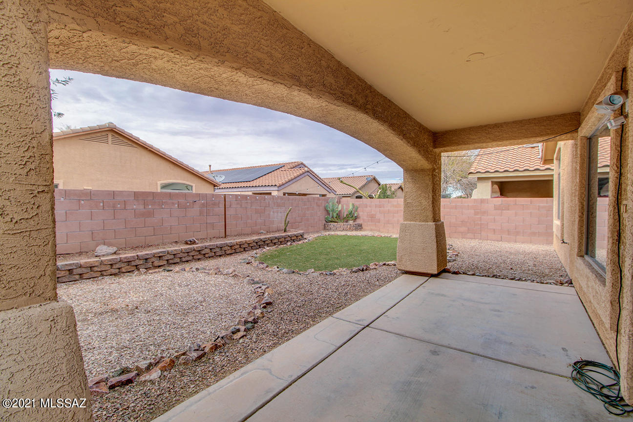 385 N Rustlers Canyon Drive