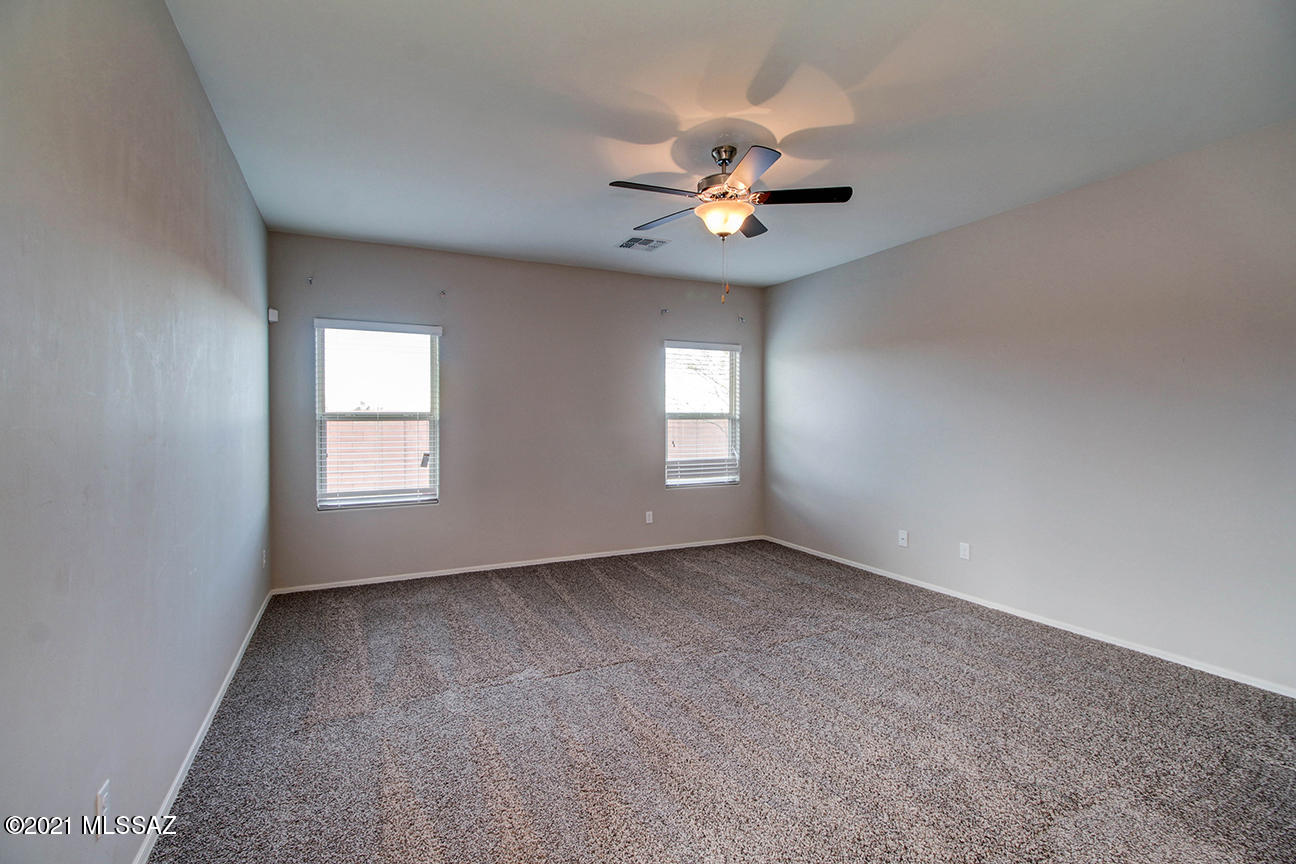 12450 W Reyher Farms Loop