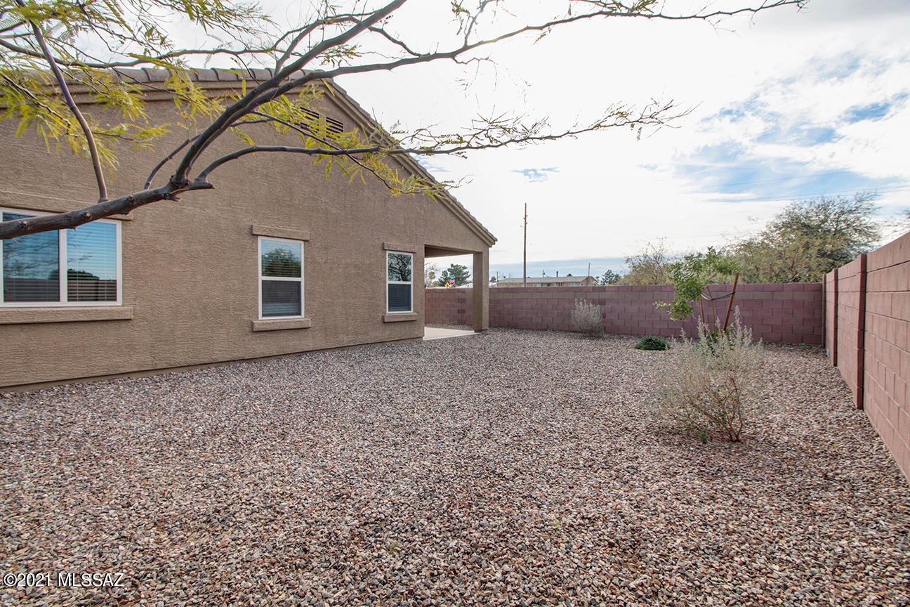 12450 W Reyher Farms Loop