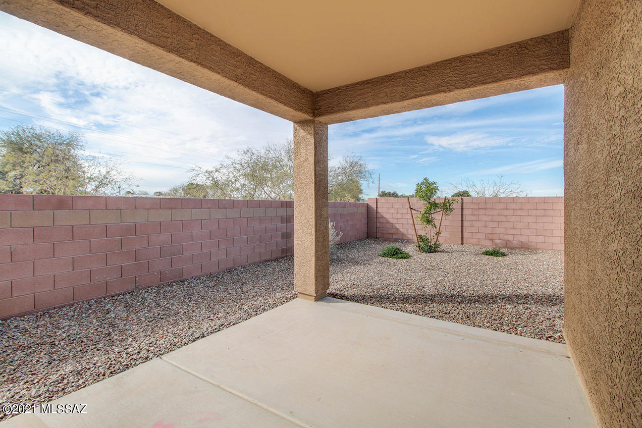 12450 W Reyher Farms Loop