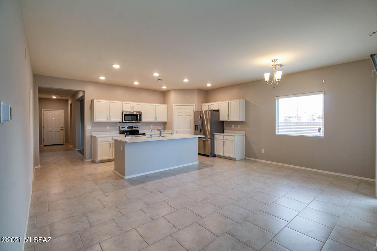 12450 W Reyher Farms Loop