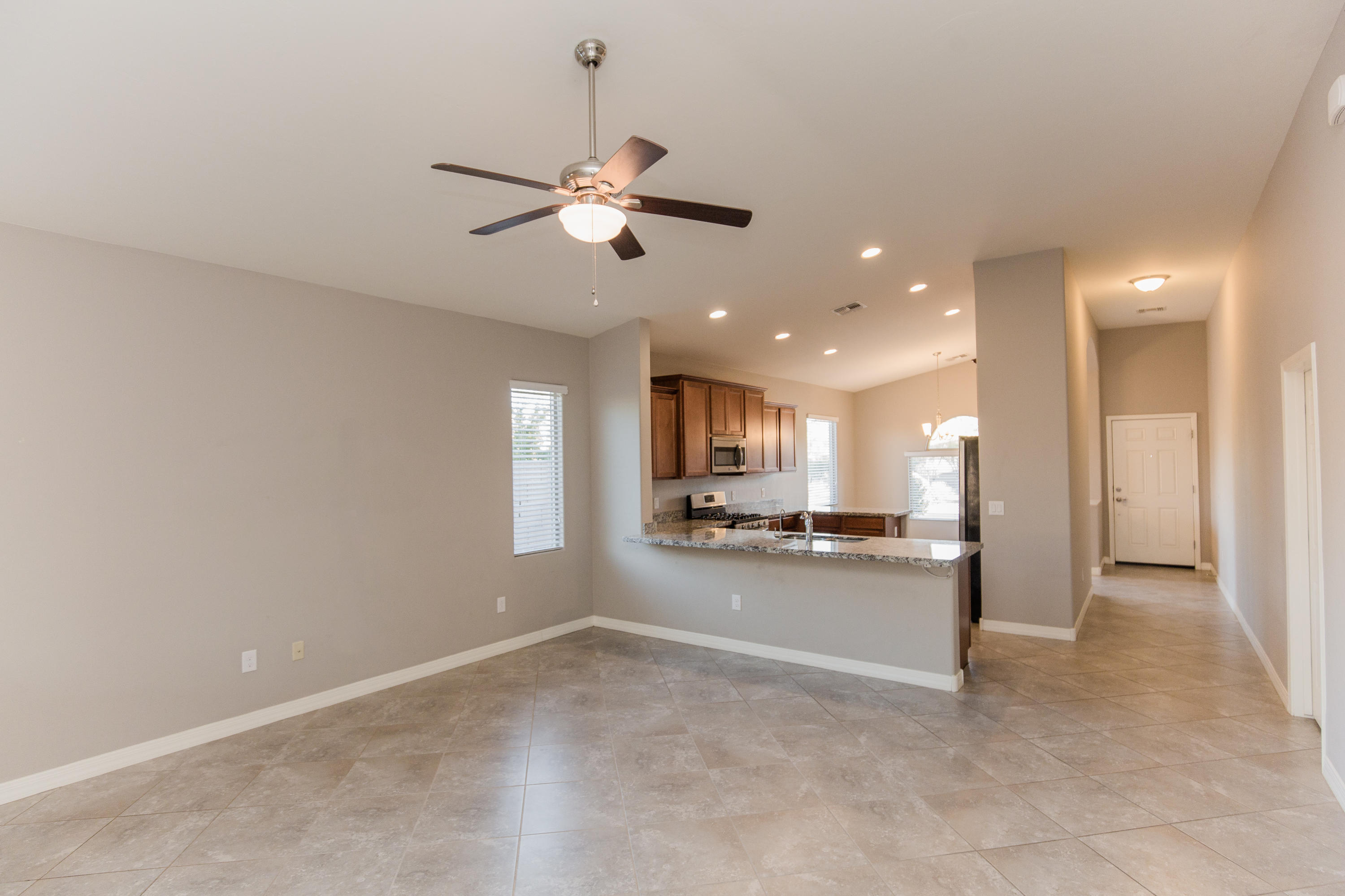 8964 W Hidden Saguaro Trail