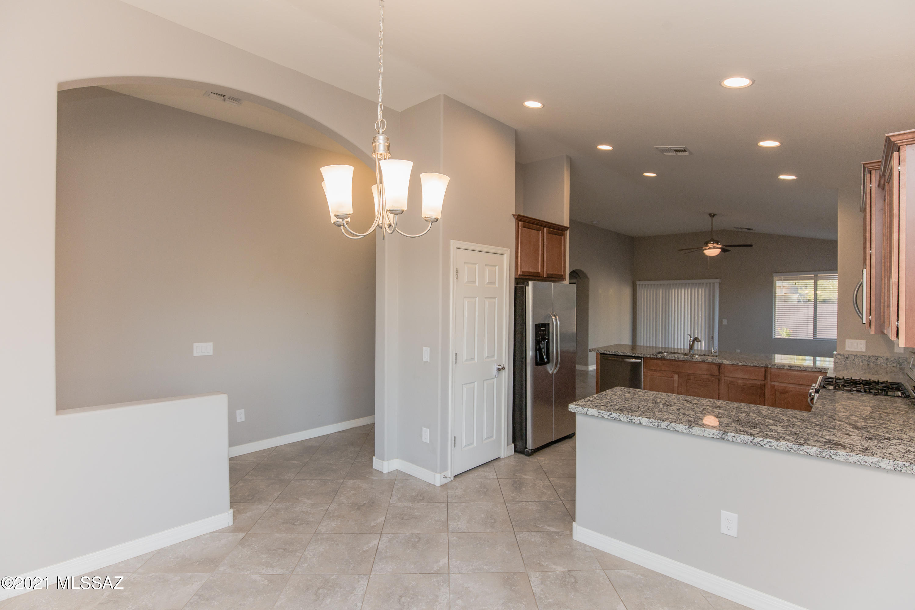 8964 W Hidden Saguaro Trail