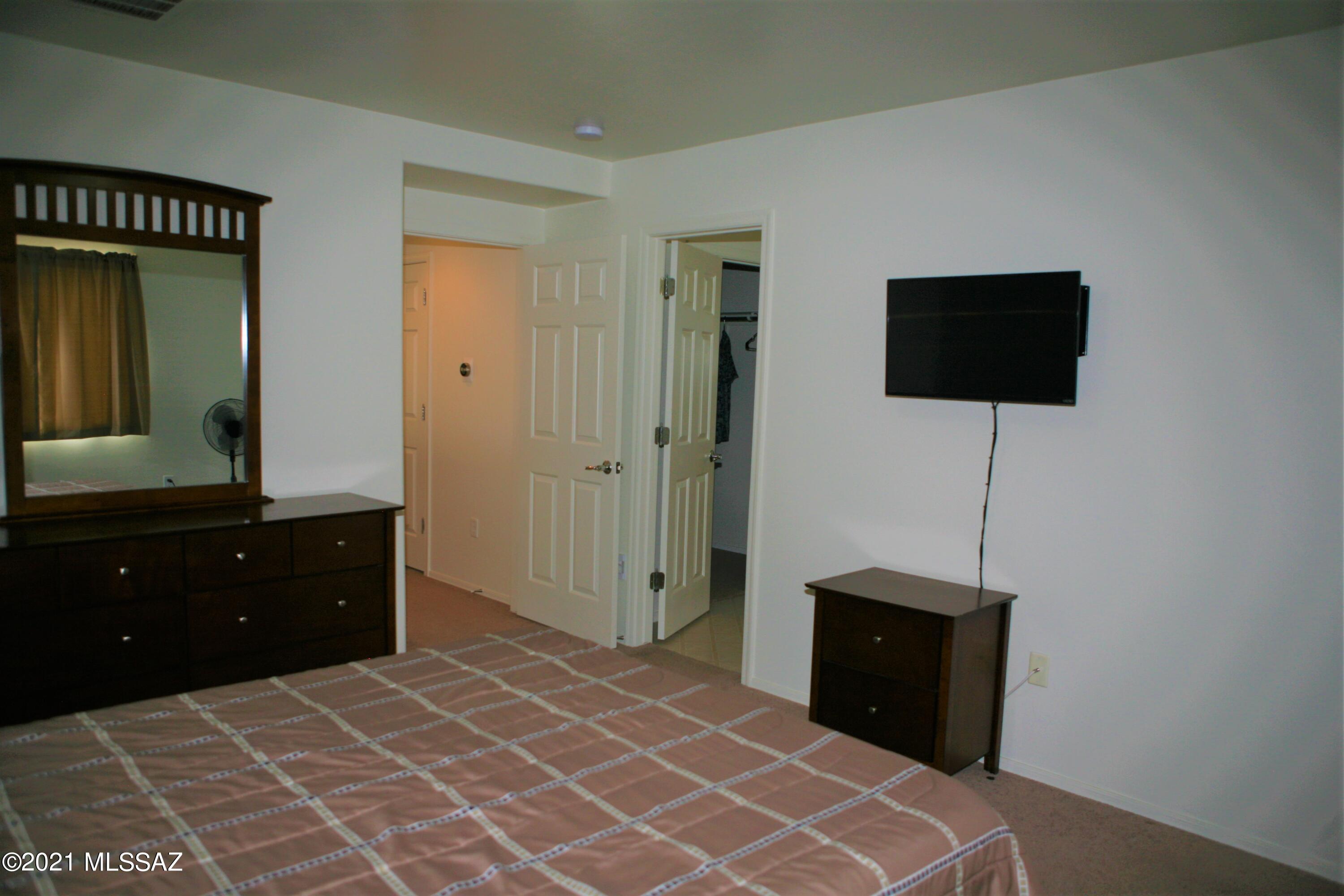 33950 S Farmers Way