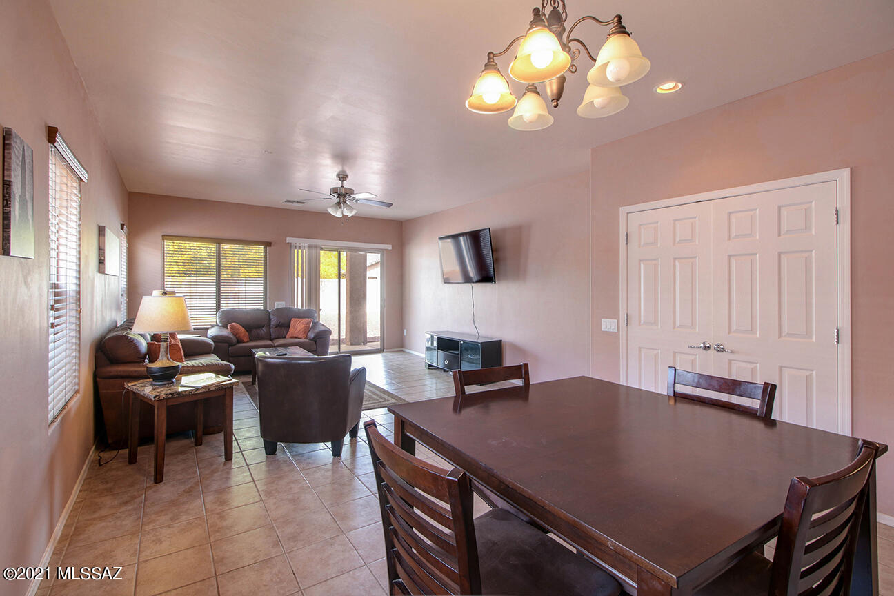 21582 E Governor Drive