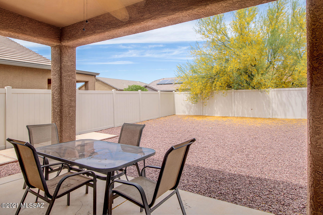 21582 E Governor Drive