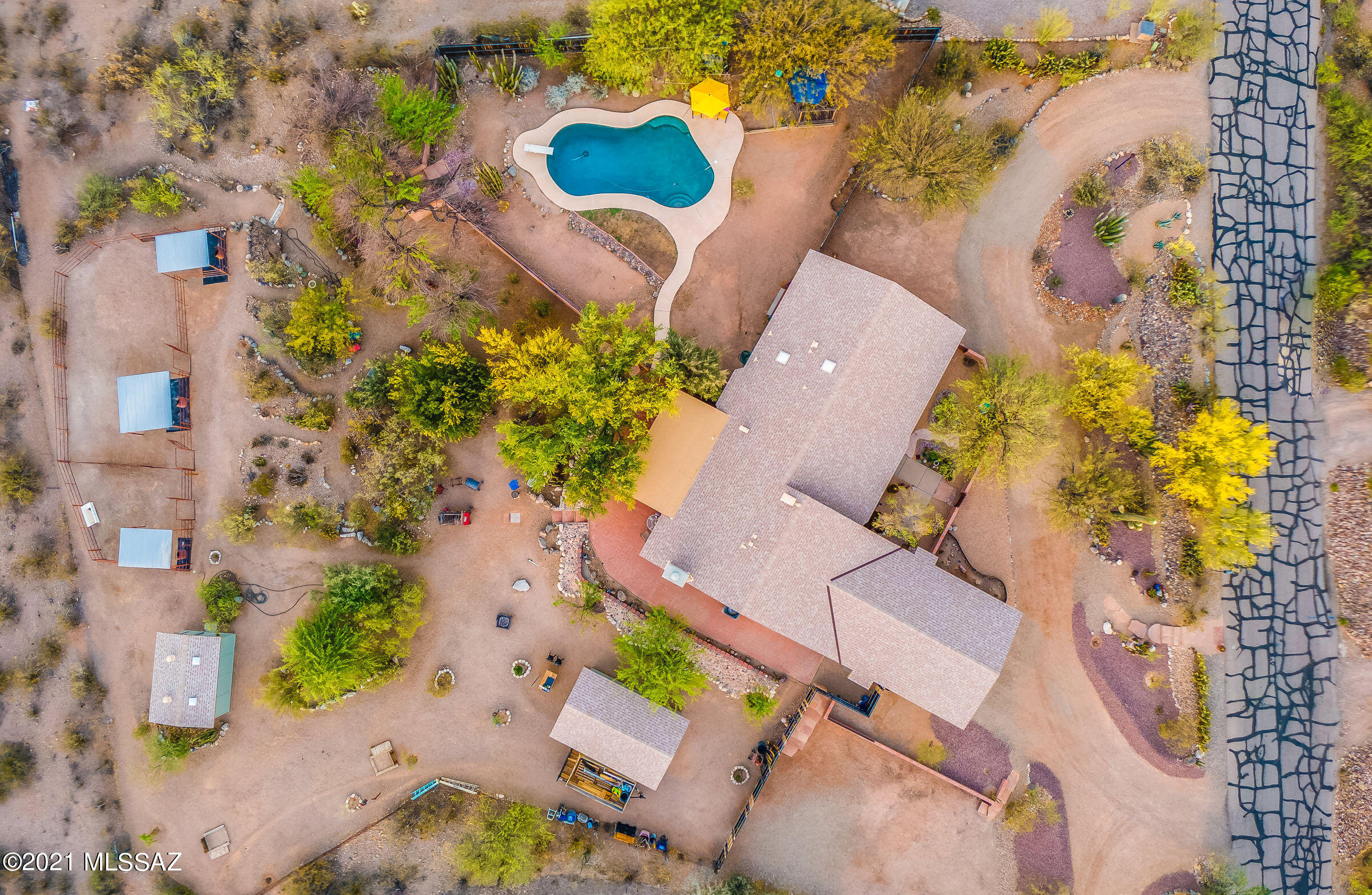 5350 W Calle Montuoso