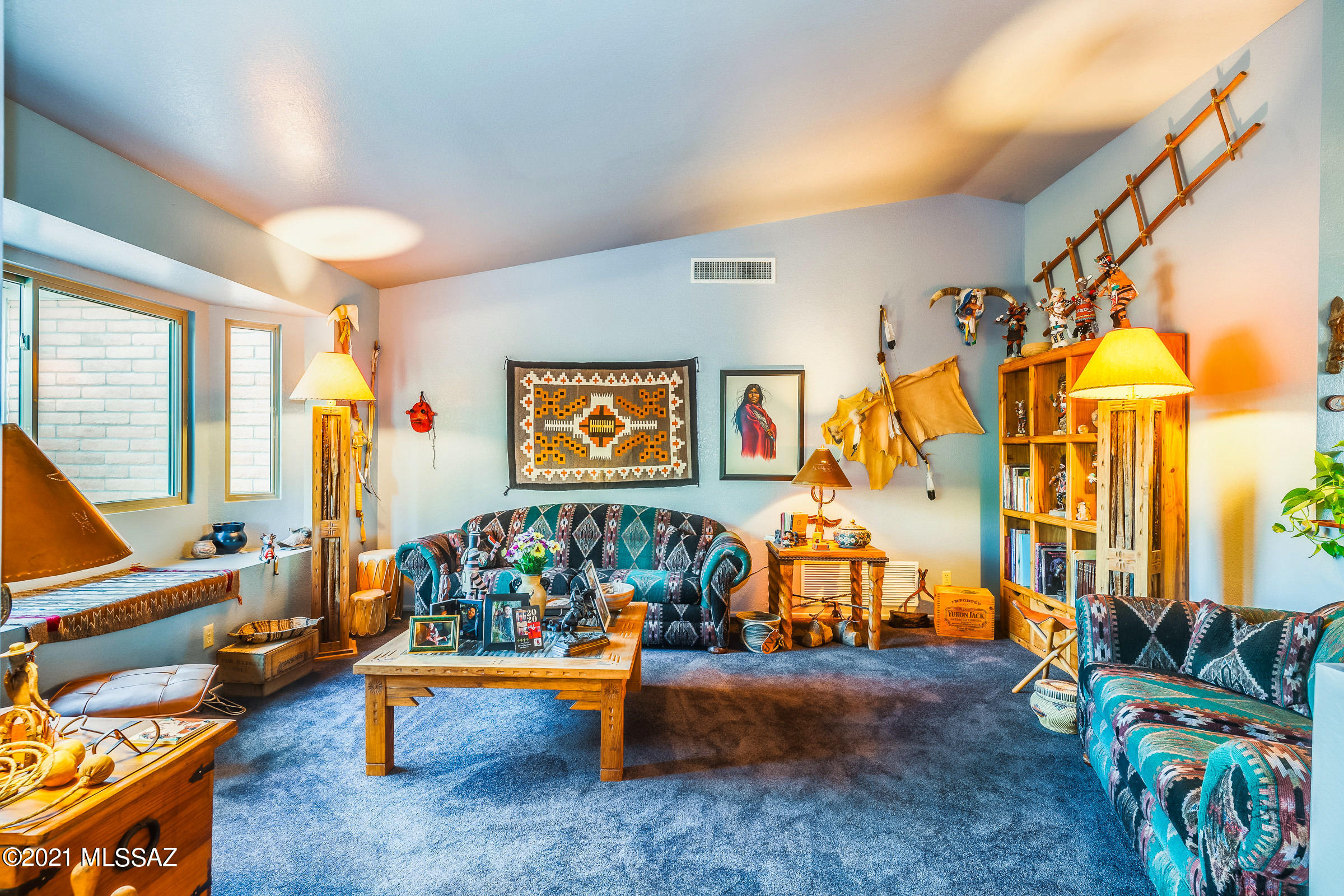 5350 W Calle Montuoso