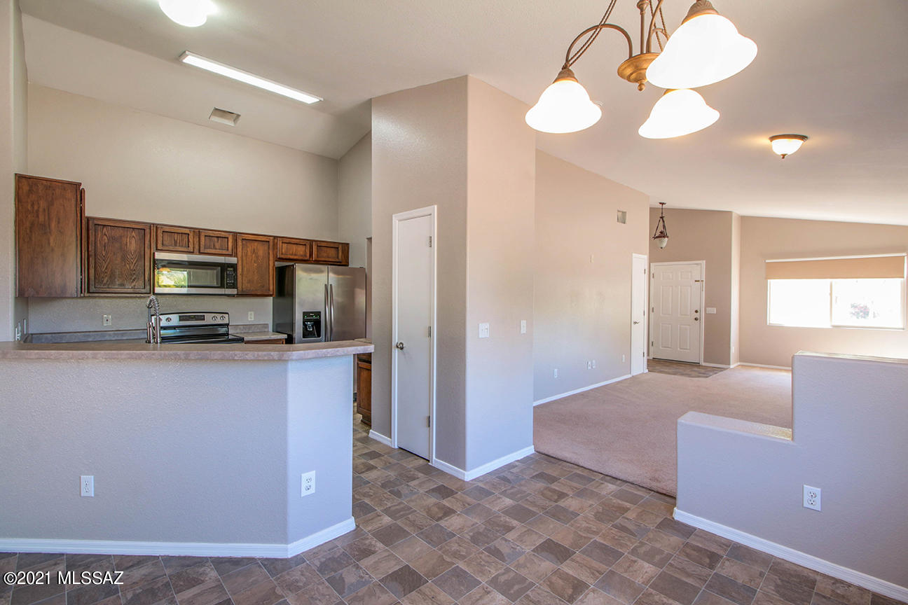 13287 N Hammerstone Lane