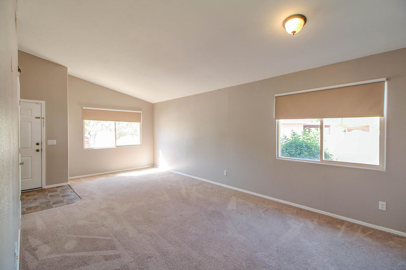 13287 N Hammerstone Lane