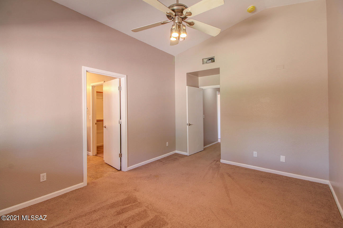 13287 N Hammerstone Lane