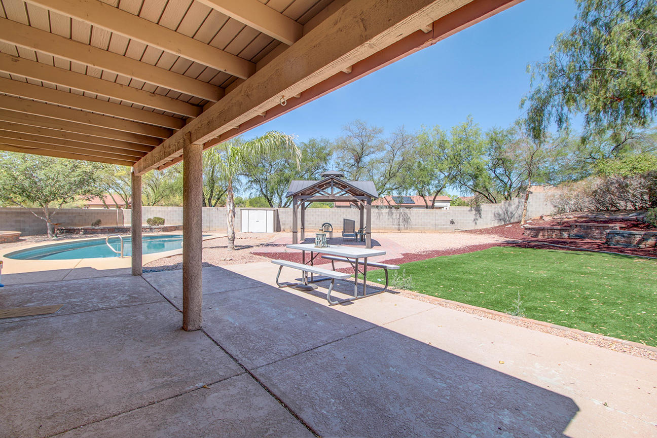 13287 N Hammerstone Lane
