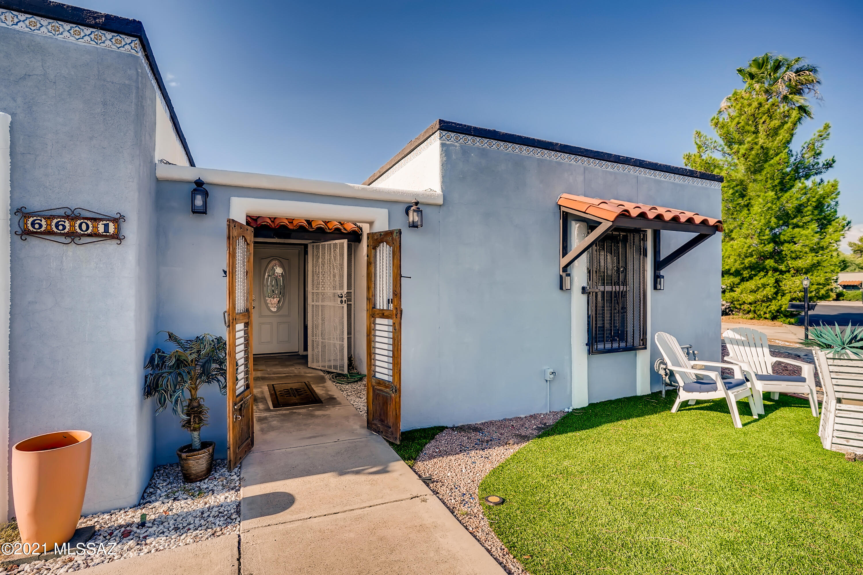 6601 E Calle Cavalier