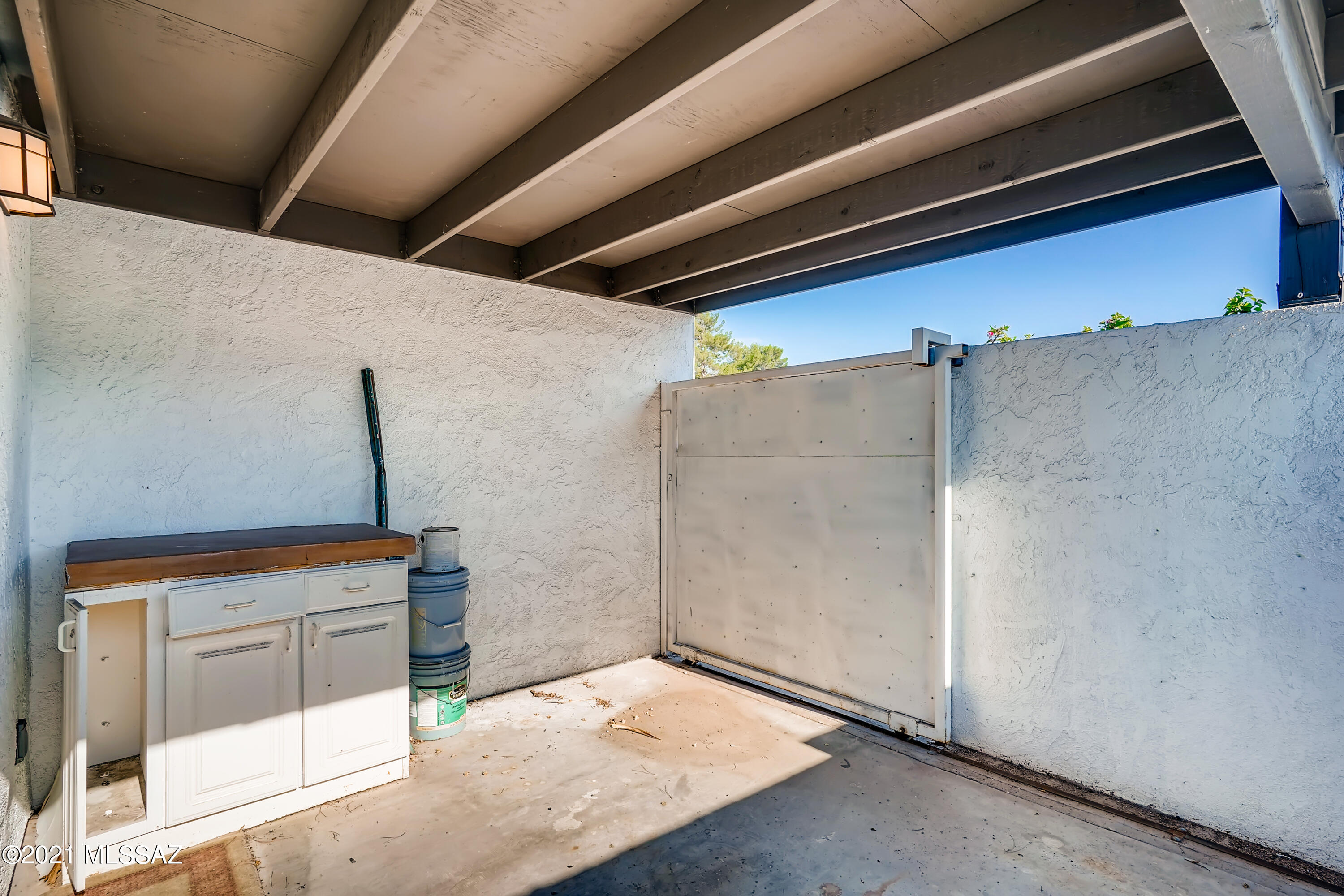 6601 E Calle Cavalier