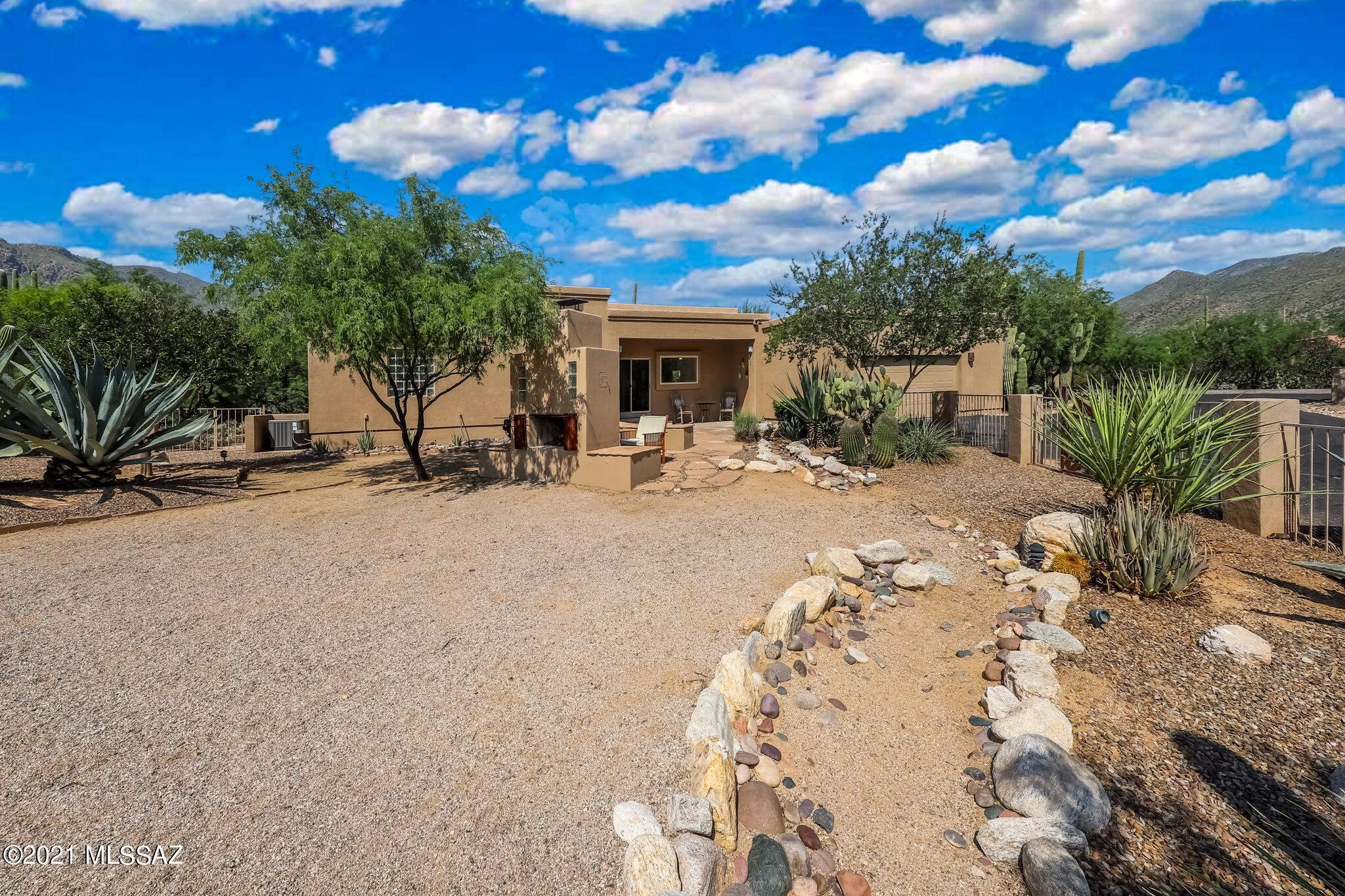 4641 N Avenida Polacca