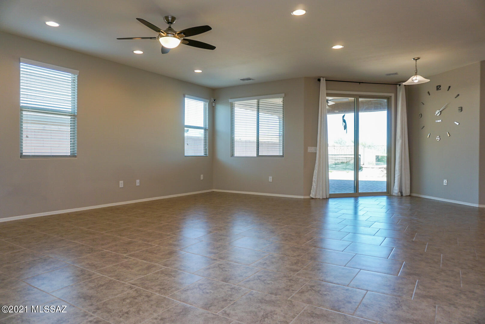 1285 E Stronghold Canyon Lane Lane