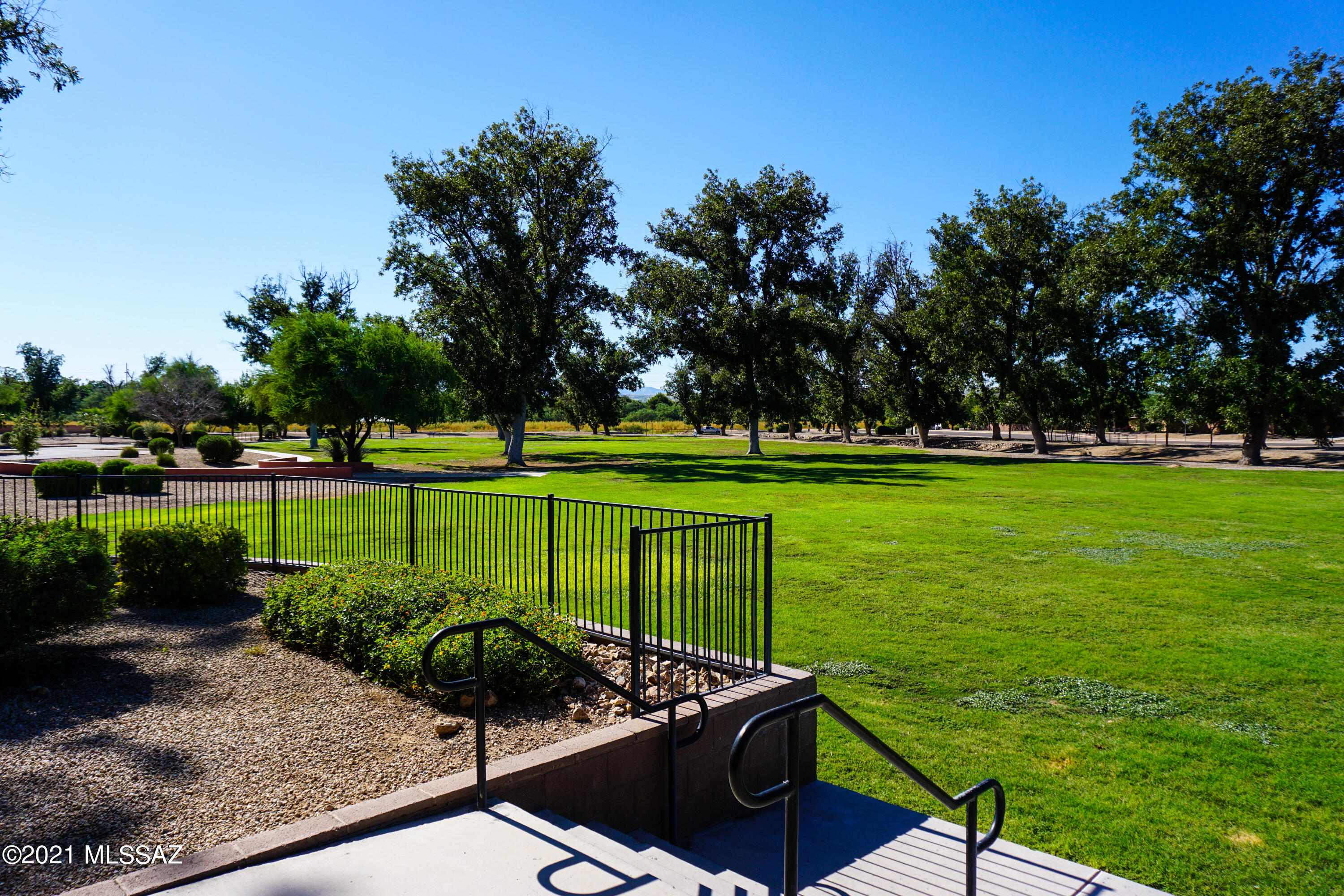 1285 E Stronghold Canyon Lane Lane
