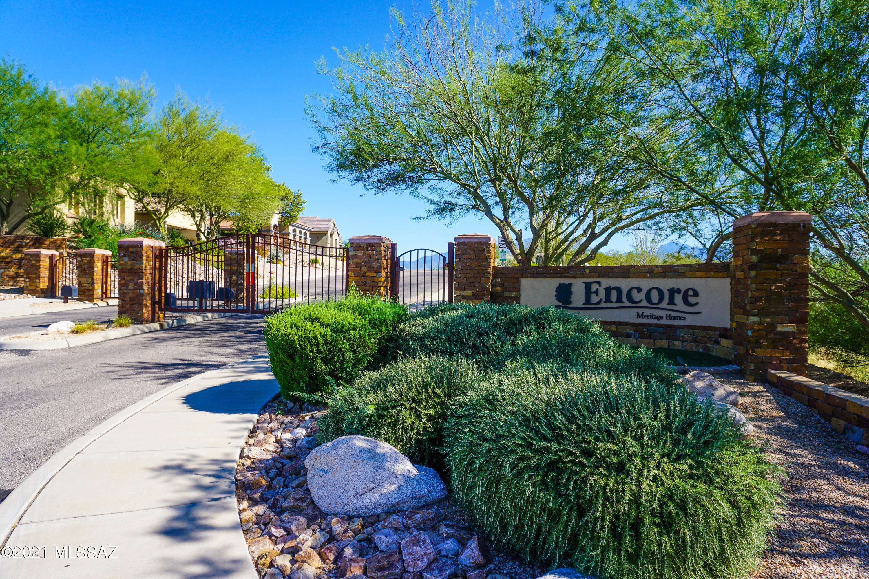 1285 E Stronghold Canyon Lane Lane