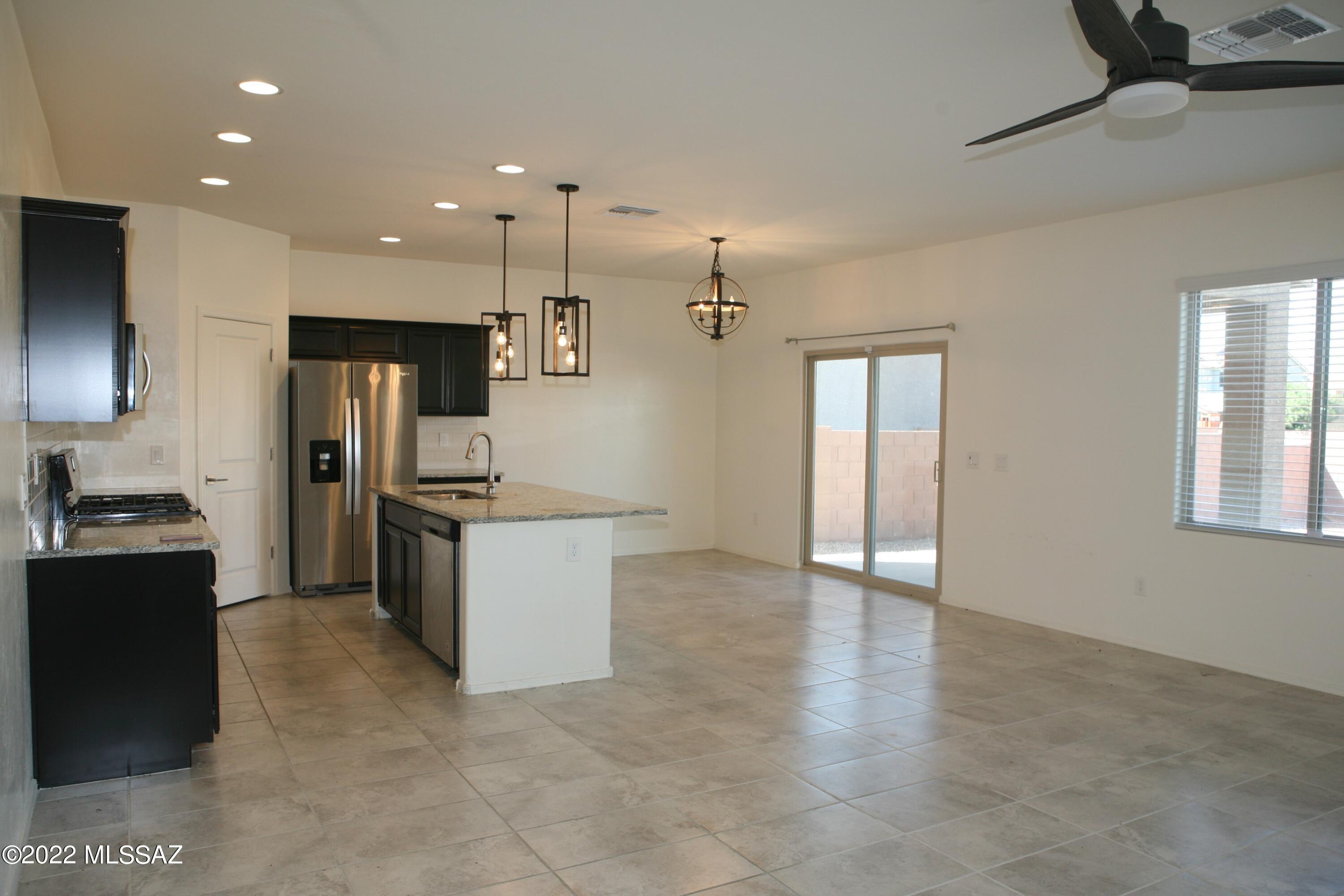 659 N Nestled Hummingbird Lane E