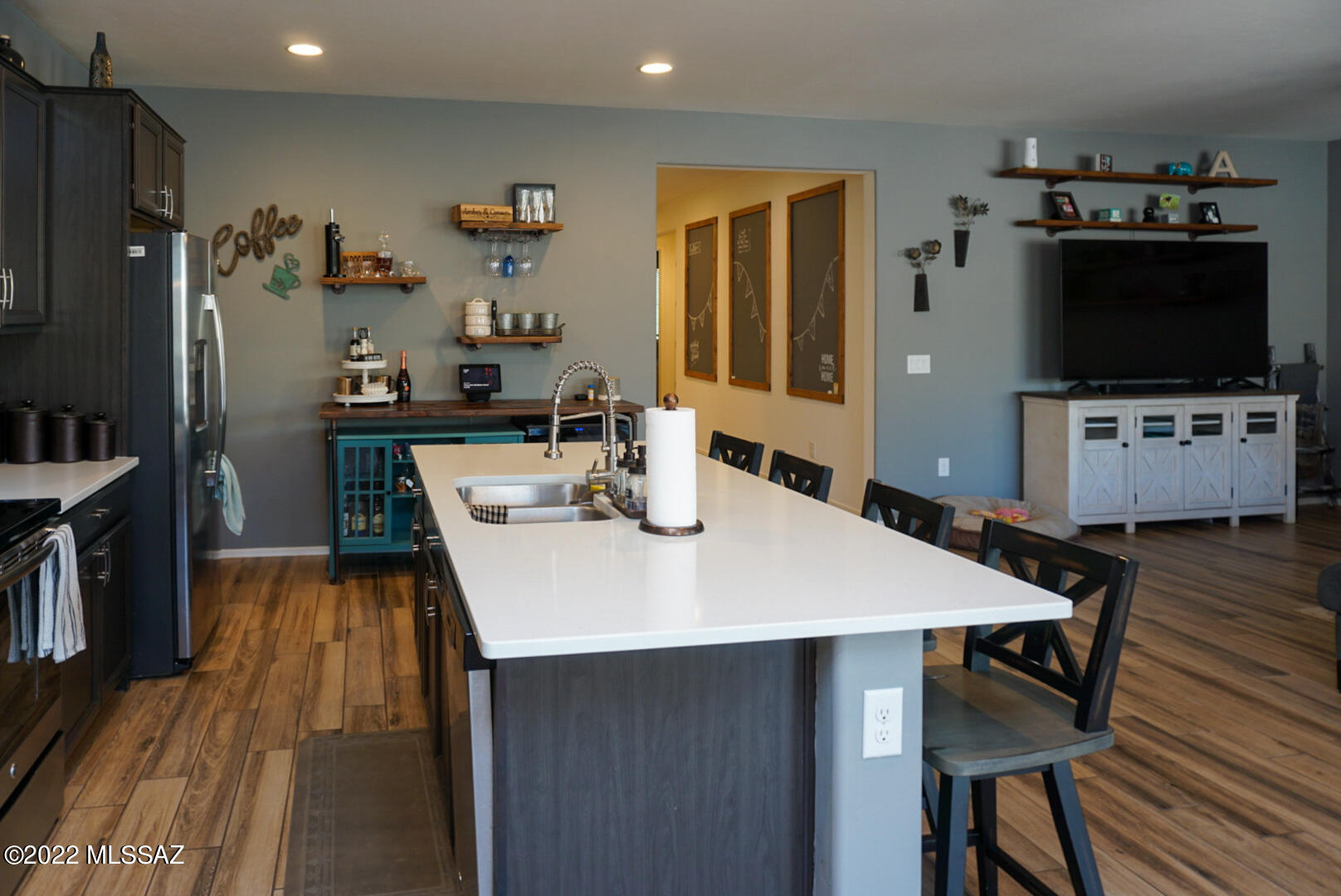 11128 W Fountain View Drive