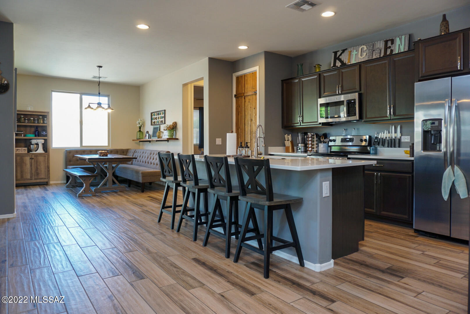 11128 W Fountain View Drive