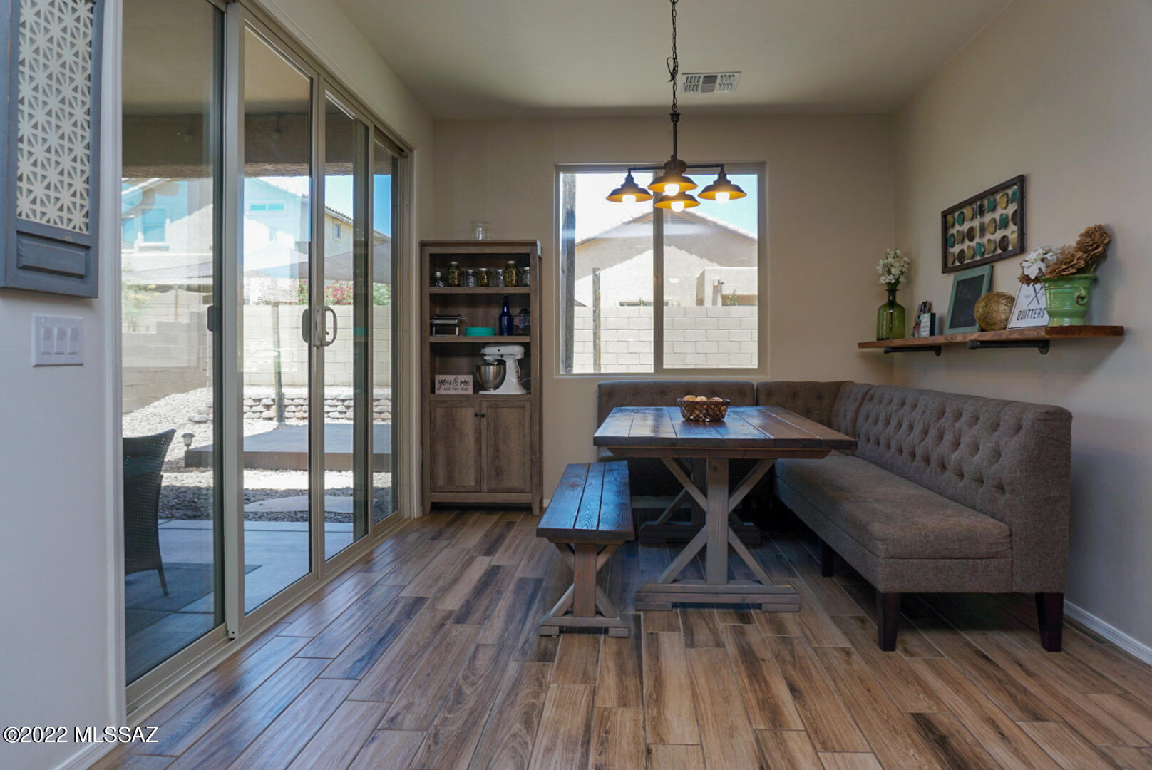 11128 W Fountain View Drive