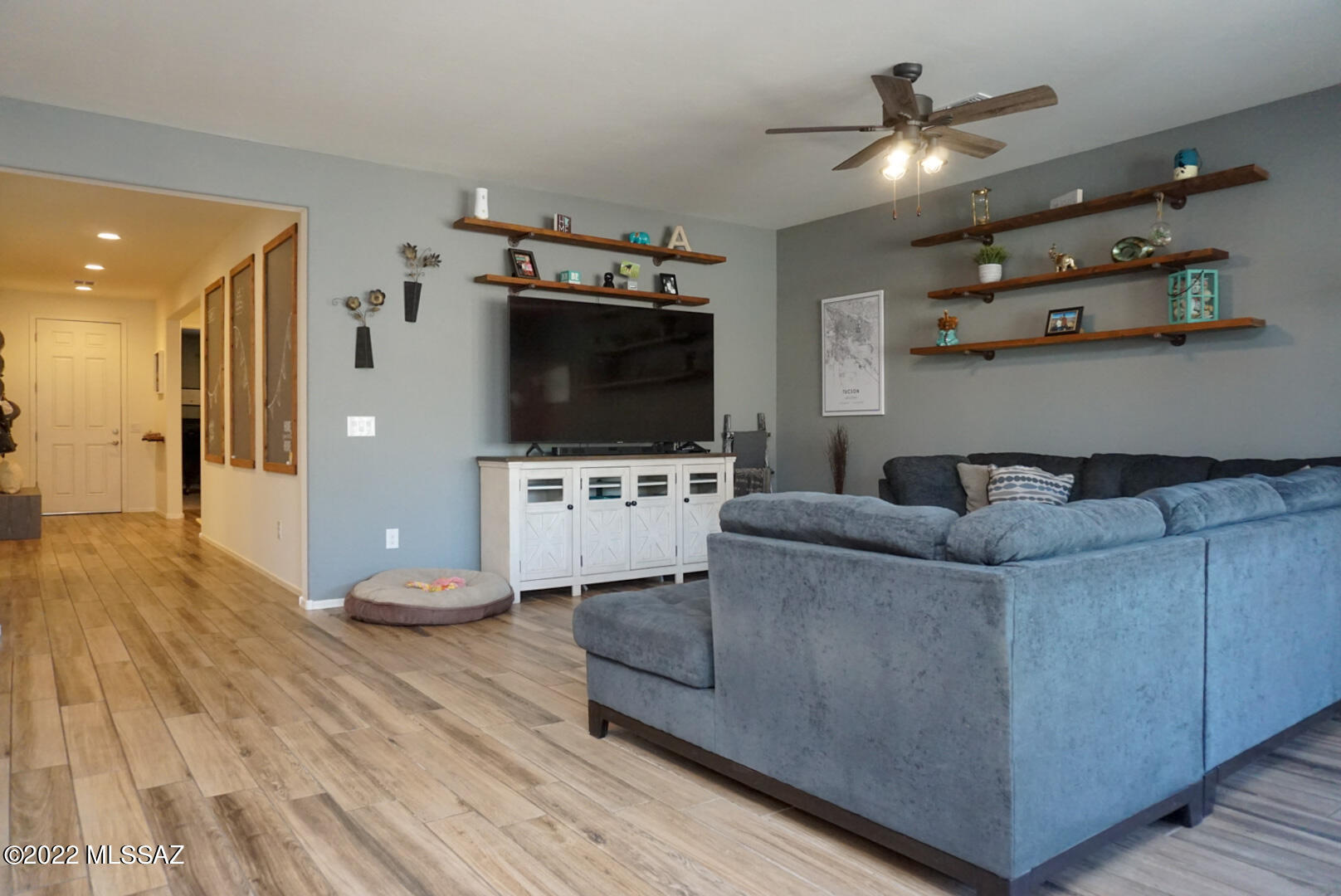11128 W Fountain View Drive