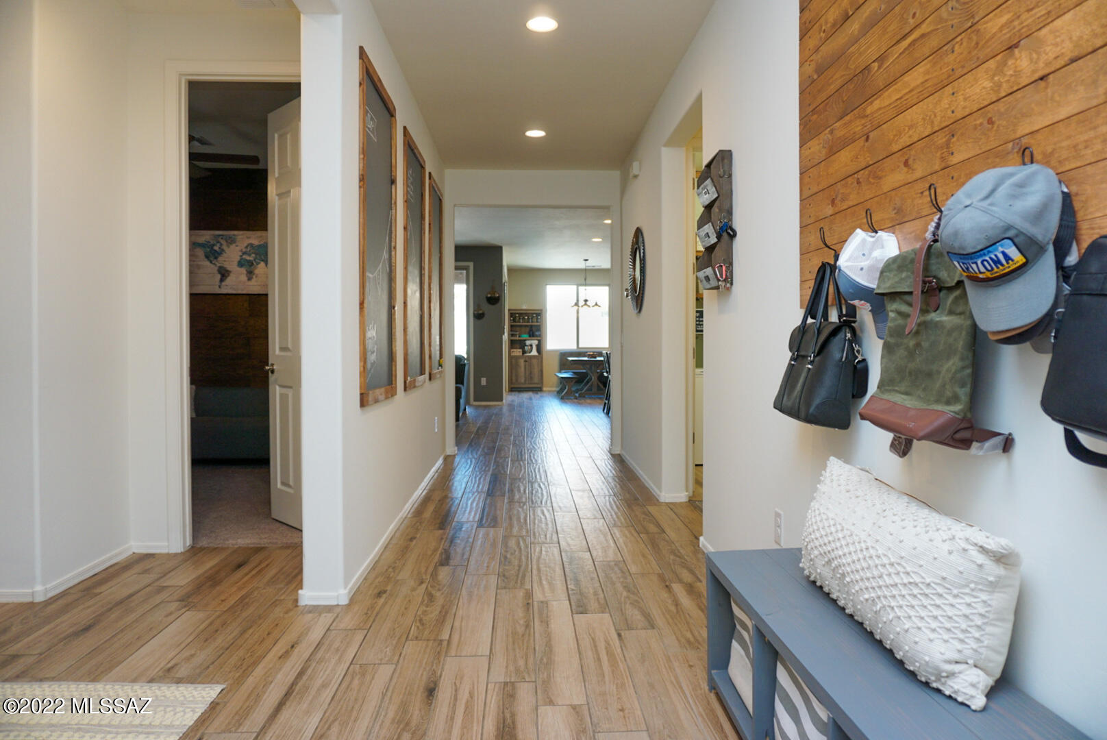 11128 W Fountain View Drive