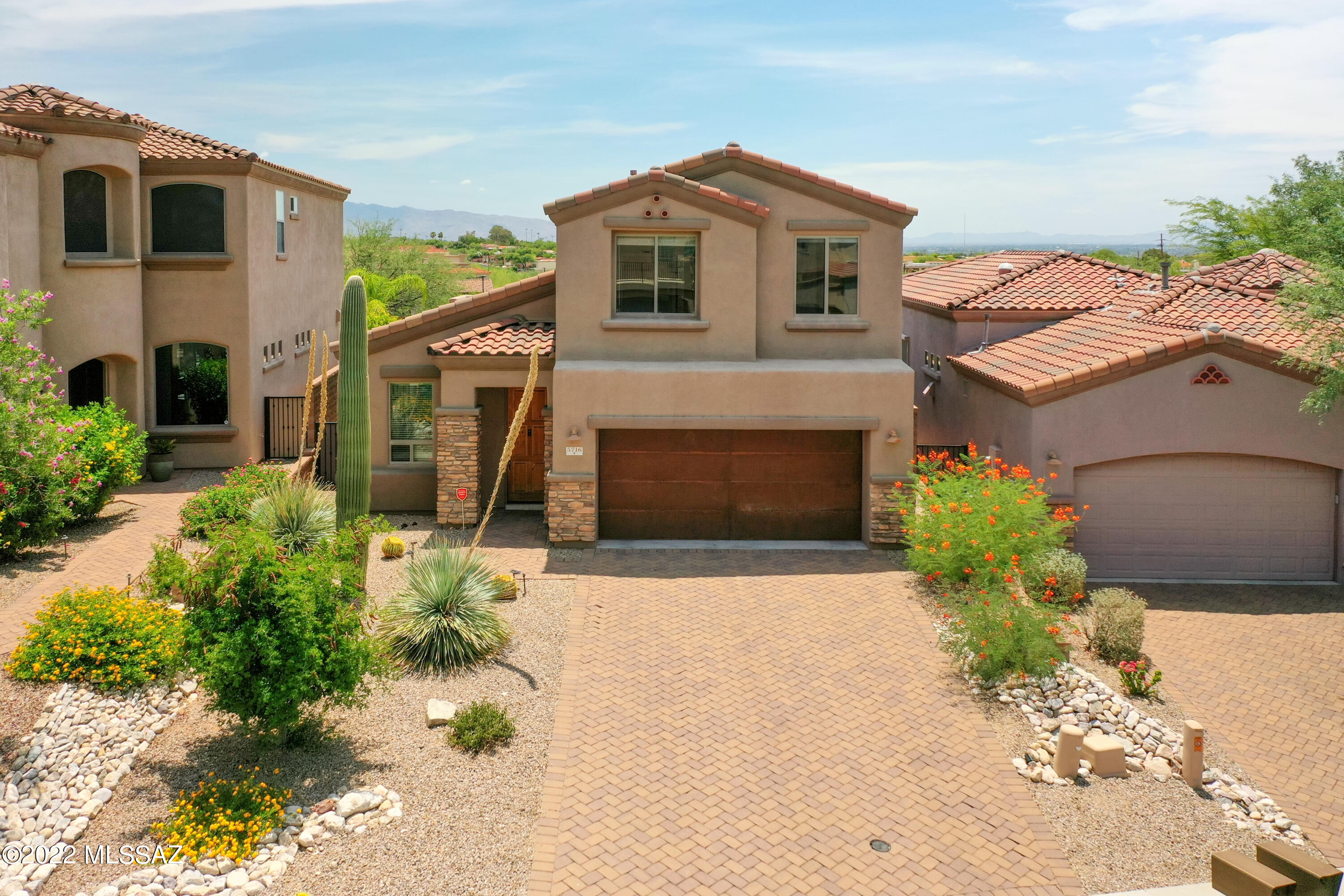 5716 N Loft Lane