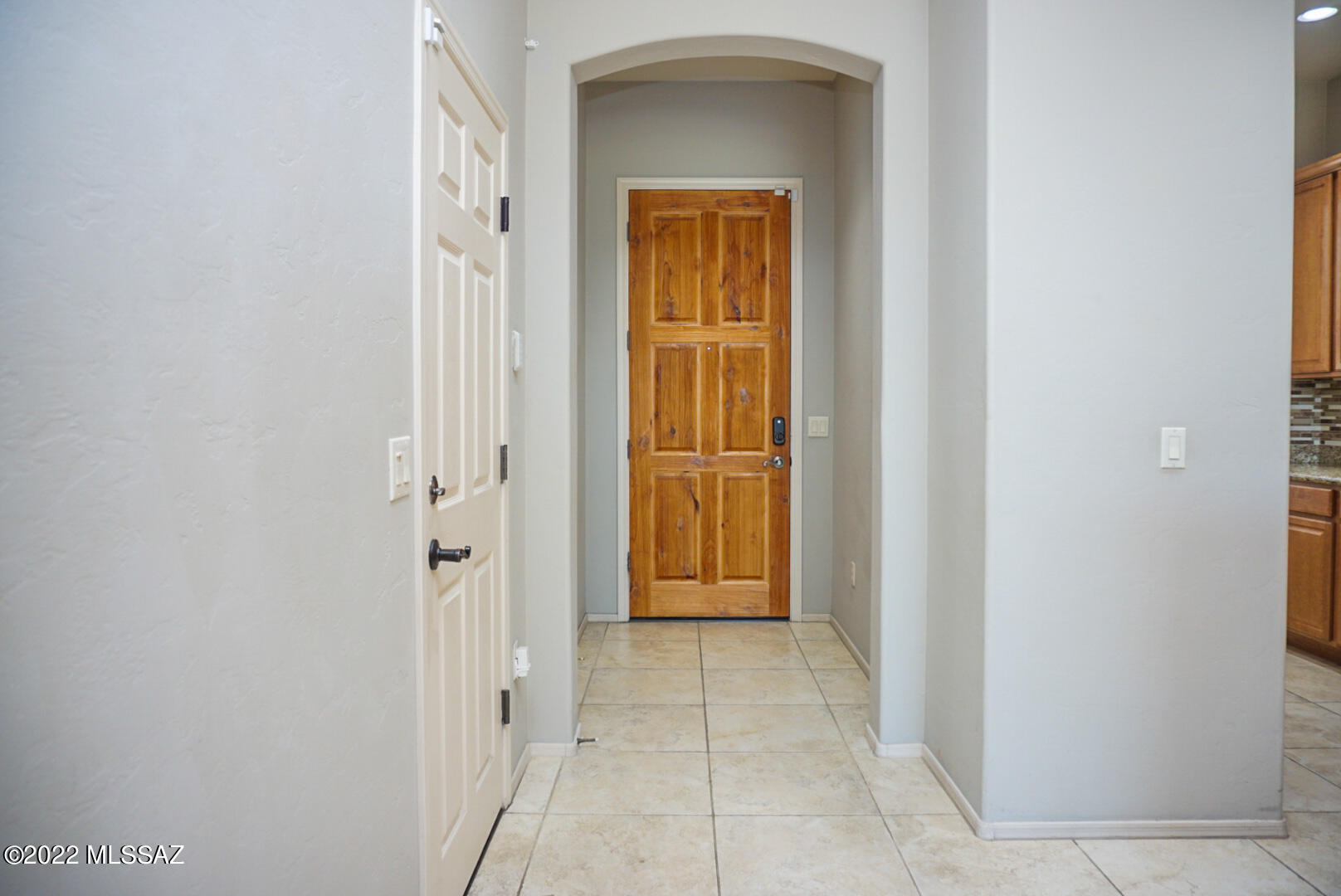 5716 N Loft Lane