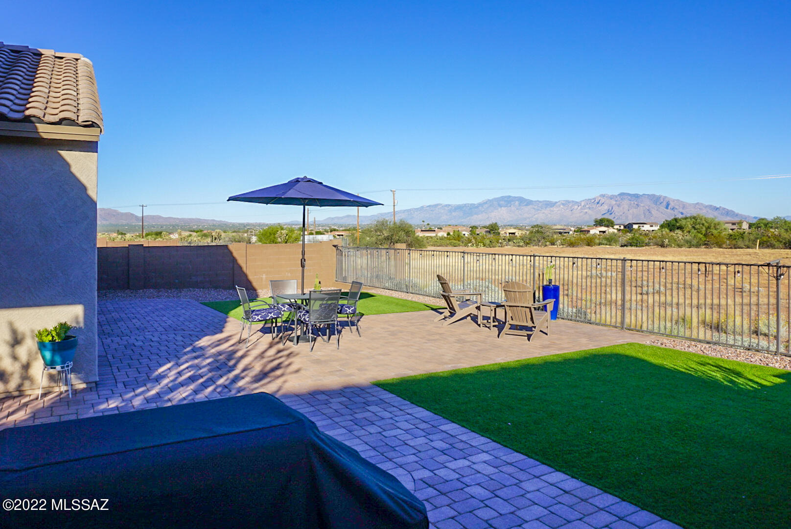 8486 N Van Cleeve Lane