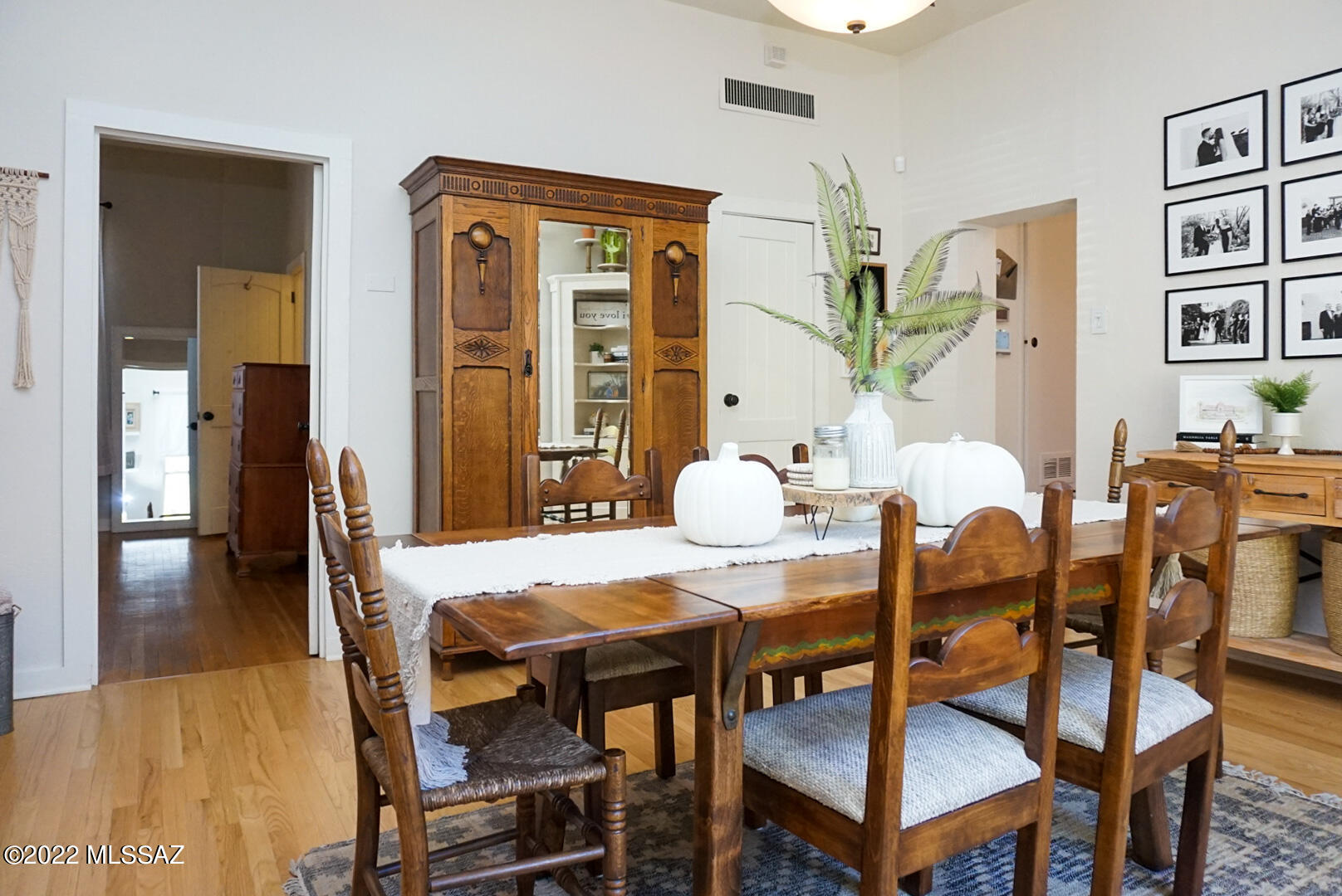 726 E 5th Street