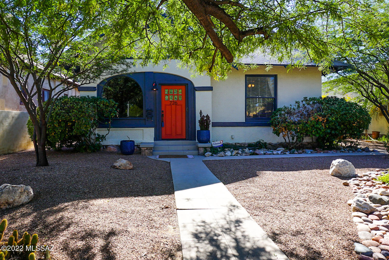 726 E 5th Street