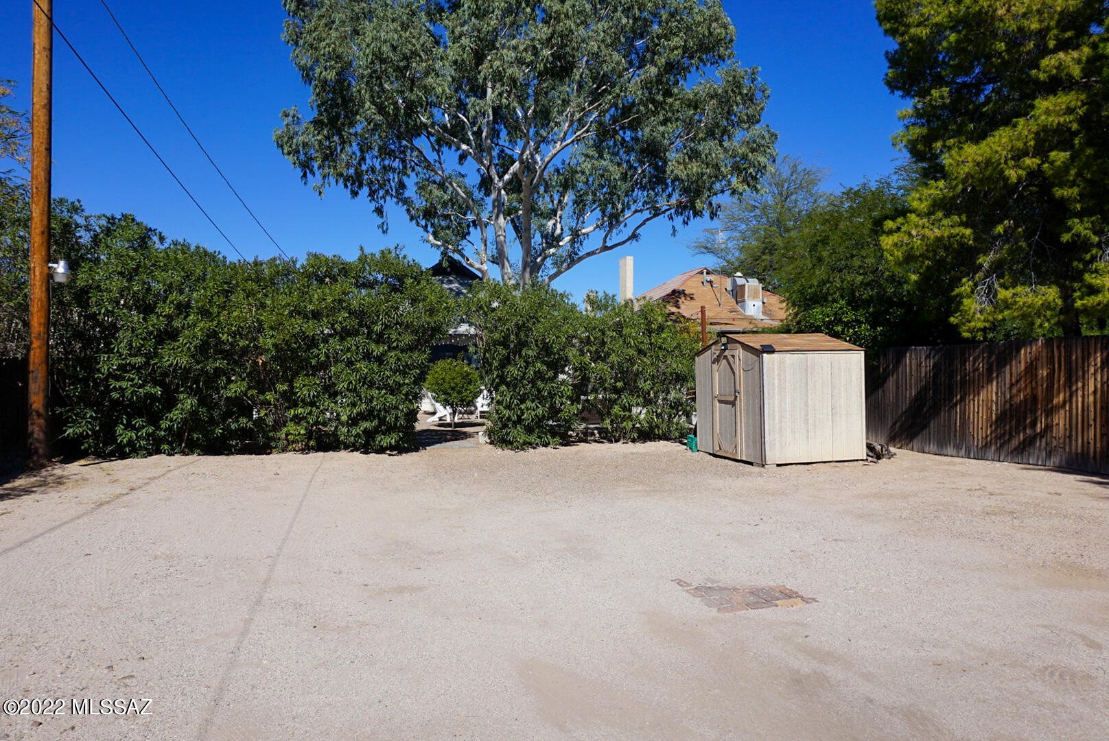 726 E 5th Street