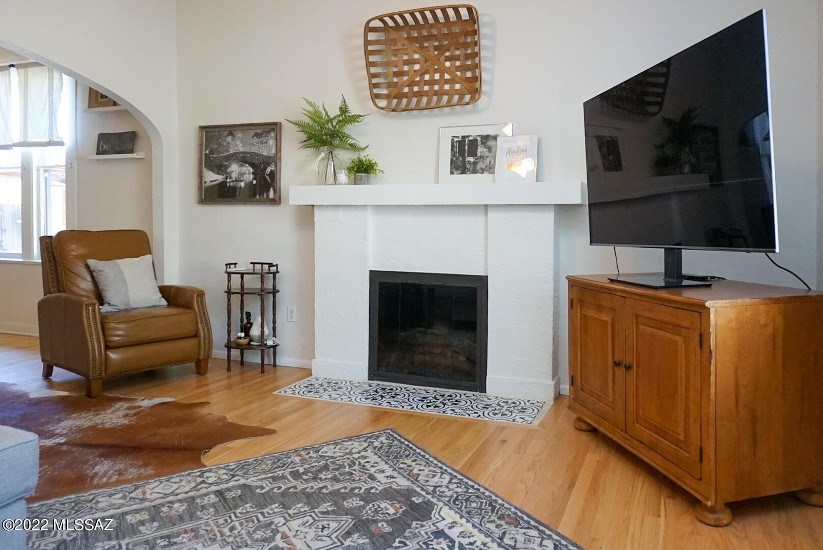 726 E 5th Street