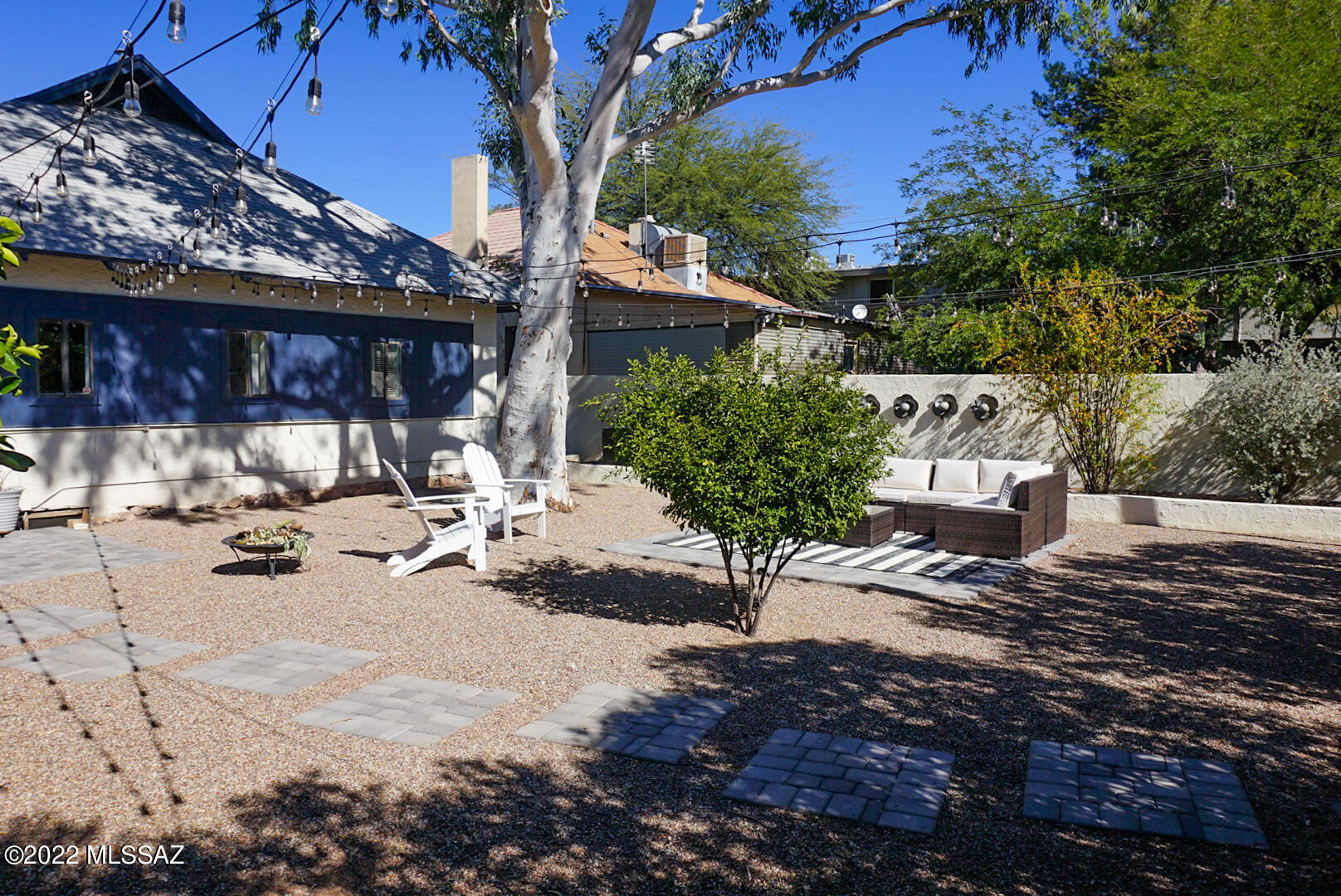 726 E 5th Street