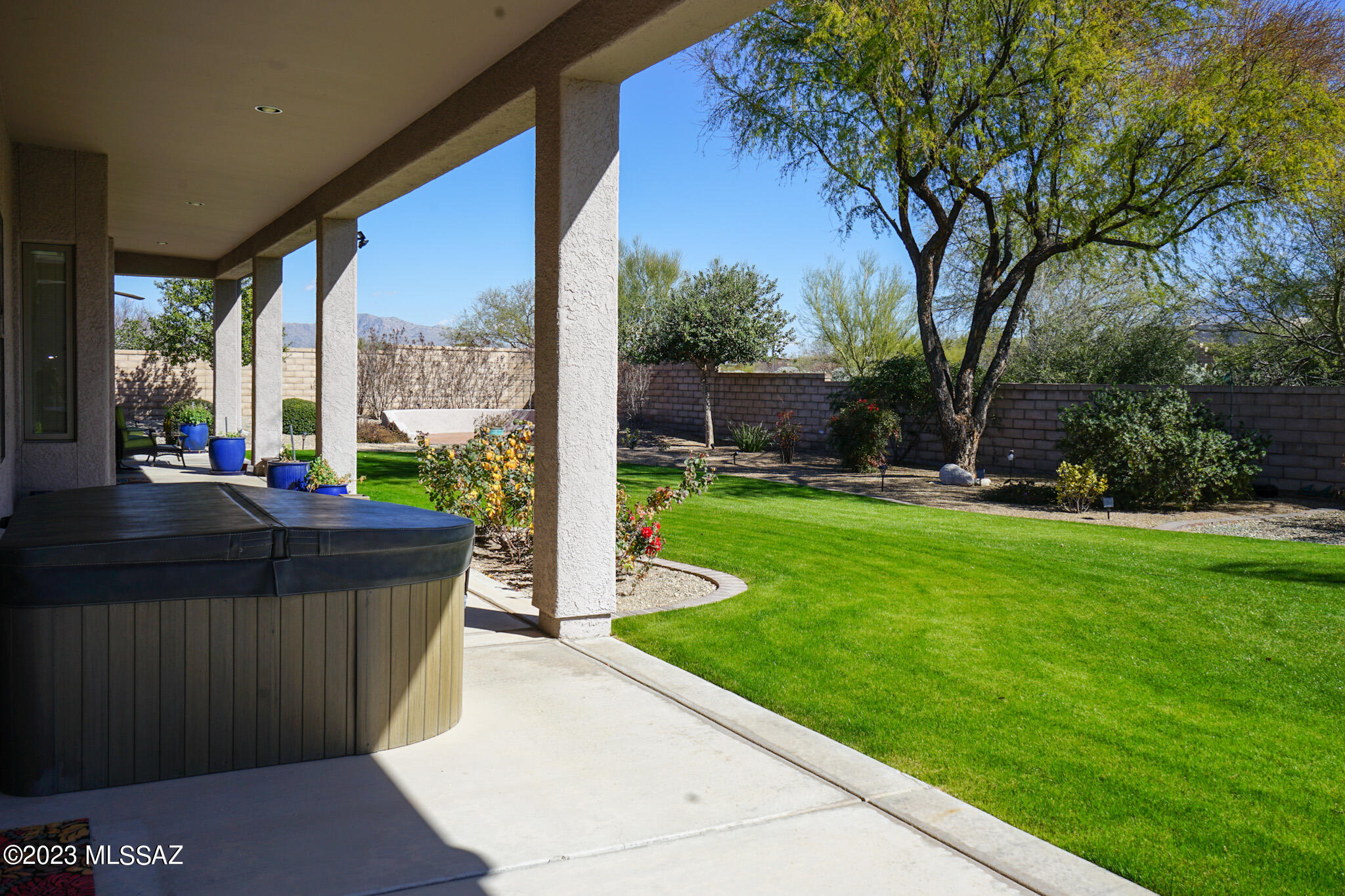 1609 Native Stone Place