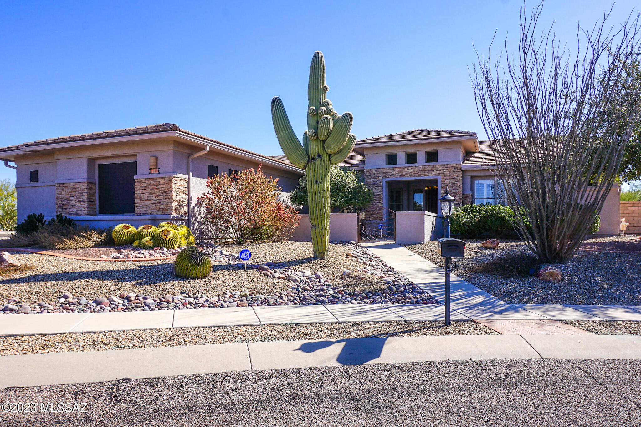 1609 Native Stone Place