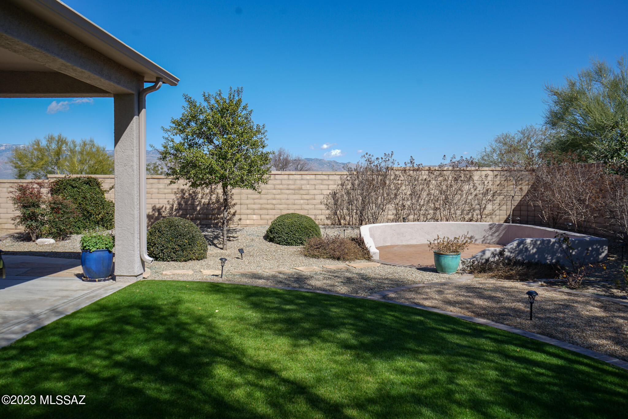 1609 Native Stone Place