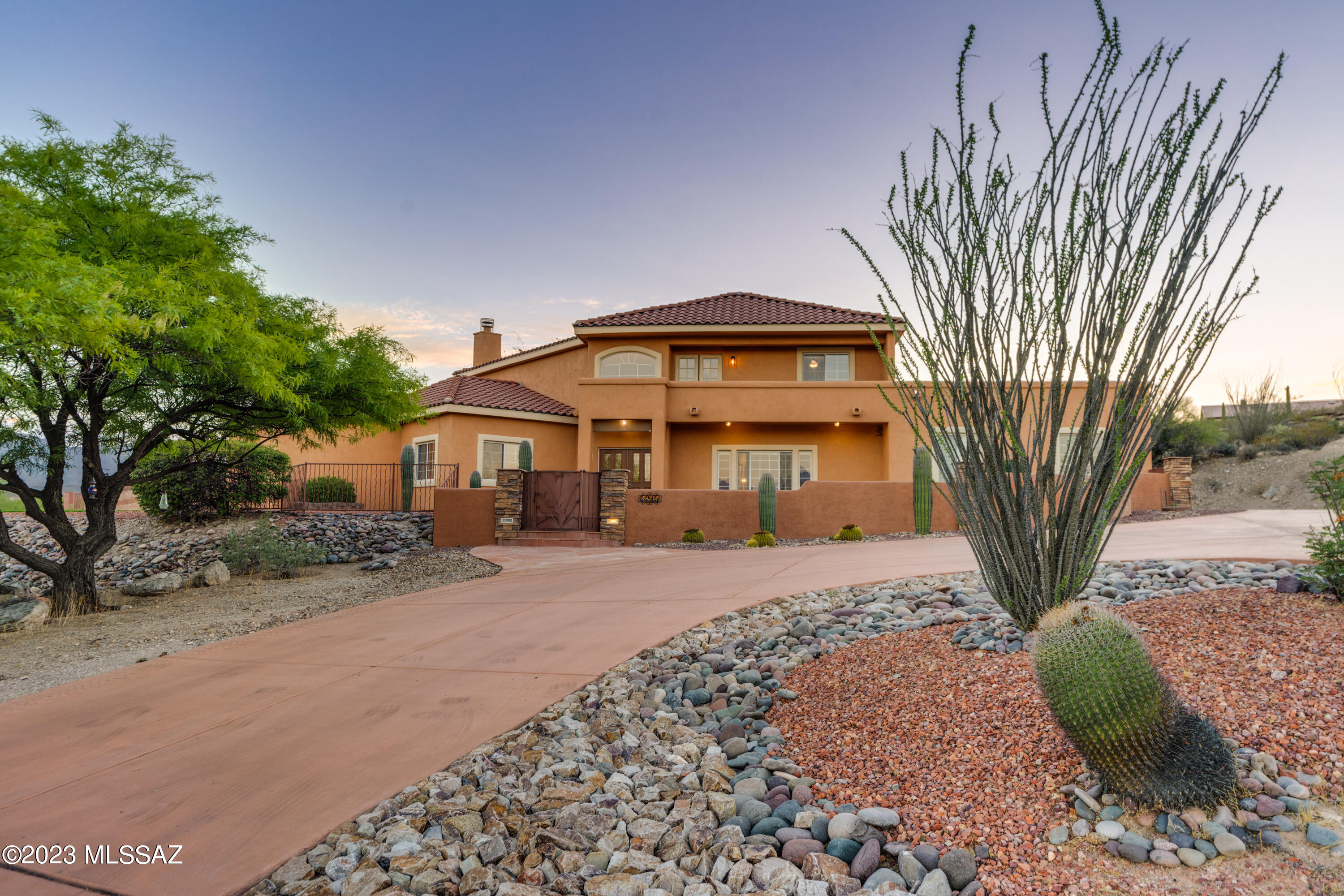 5215 W Sunset Road
